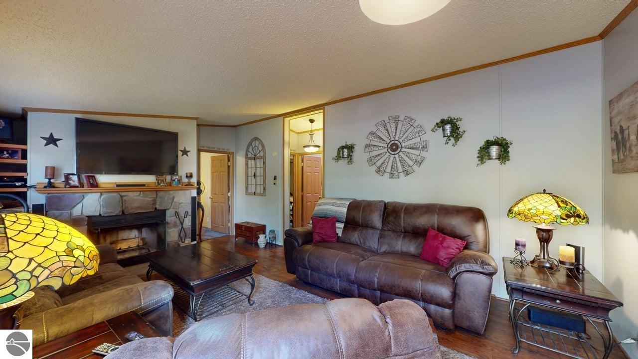 1110 Hemlock Street, Clare, MI 48617 — Photo 15