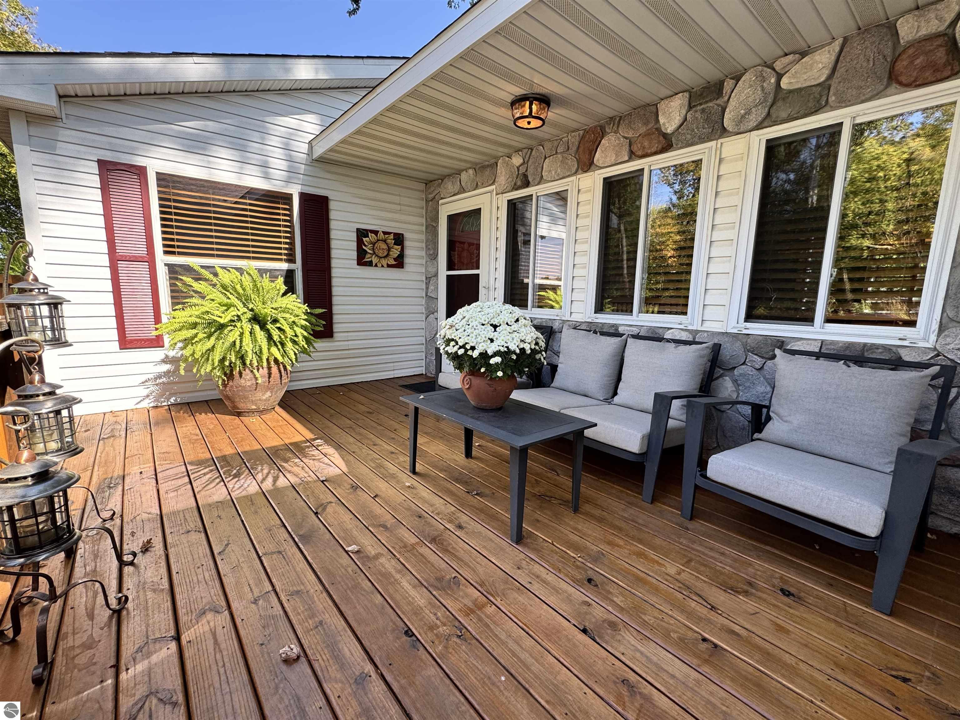 1110 Hemlock Street, Clare, MI 48617 — Photo 3