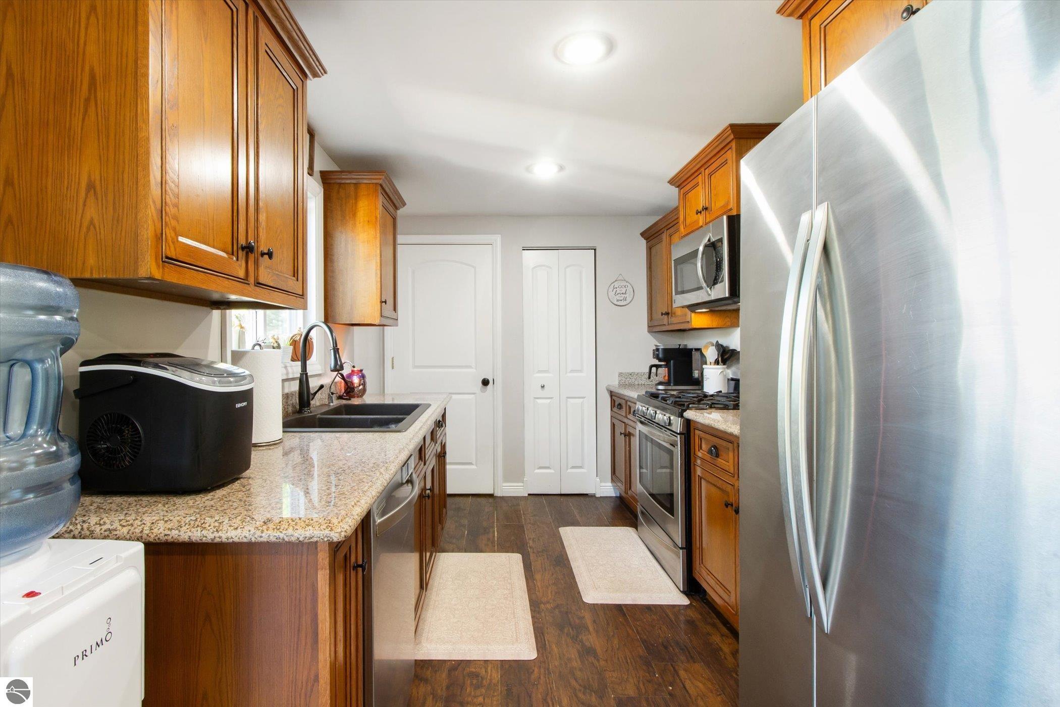 10310 W Lincoln Road, Riverdale, MI 48877 — Photo 10