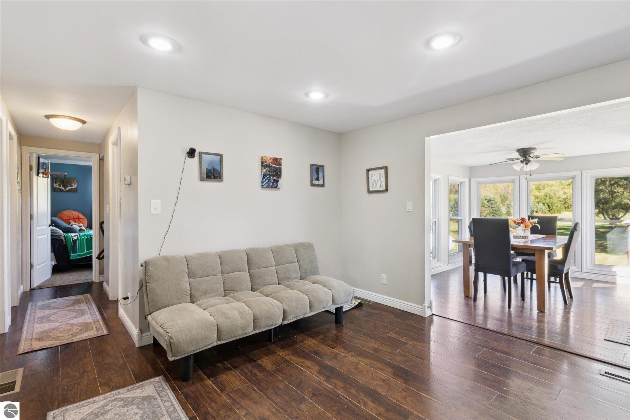 10310 W Lincoln Road, Riverdale, MI 48877 — Photo 14