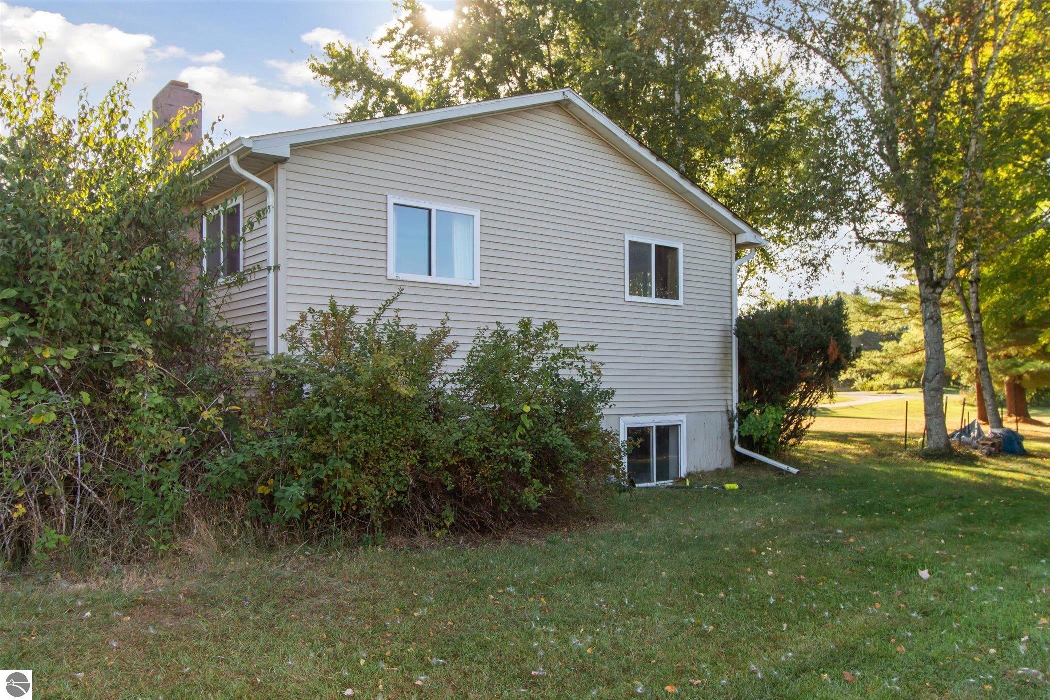 10310 W Lincoln Road, Riverdale, MI 48877 — Photo 51