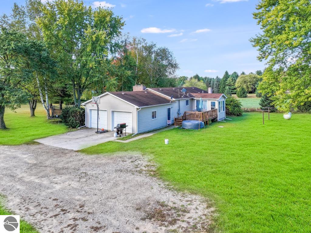 10310 W Lincoln Road, Riverdale, MI 48877 — Photo 58