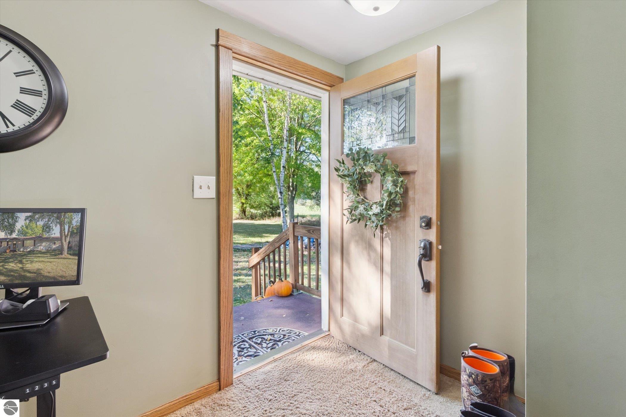 10310 W Lincoln Road, Riverdale, MI 48877 — Photo 5