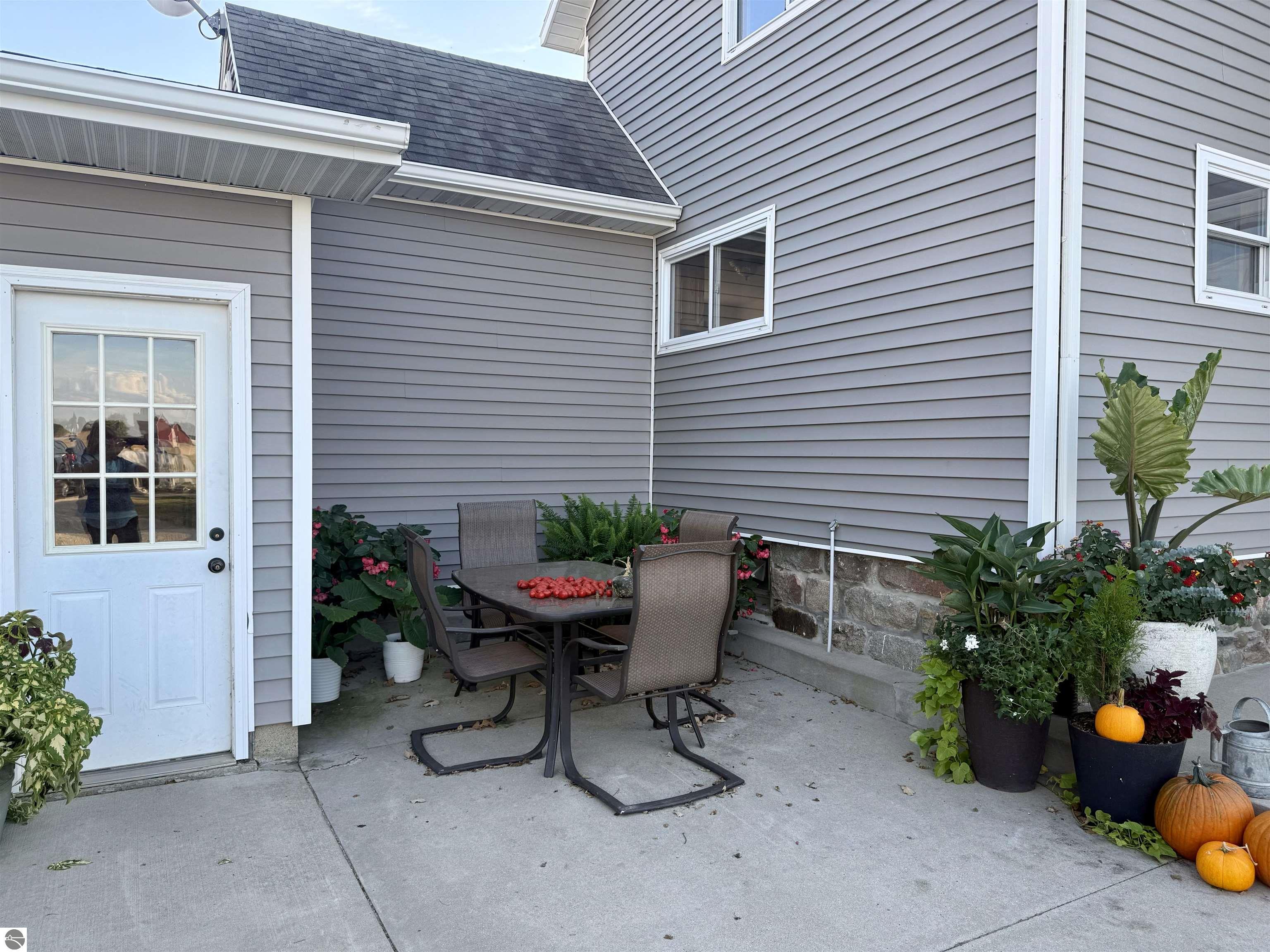 4651 S Begole Road, Ithaca, MI 48847 — Photo 3