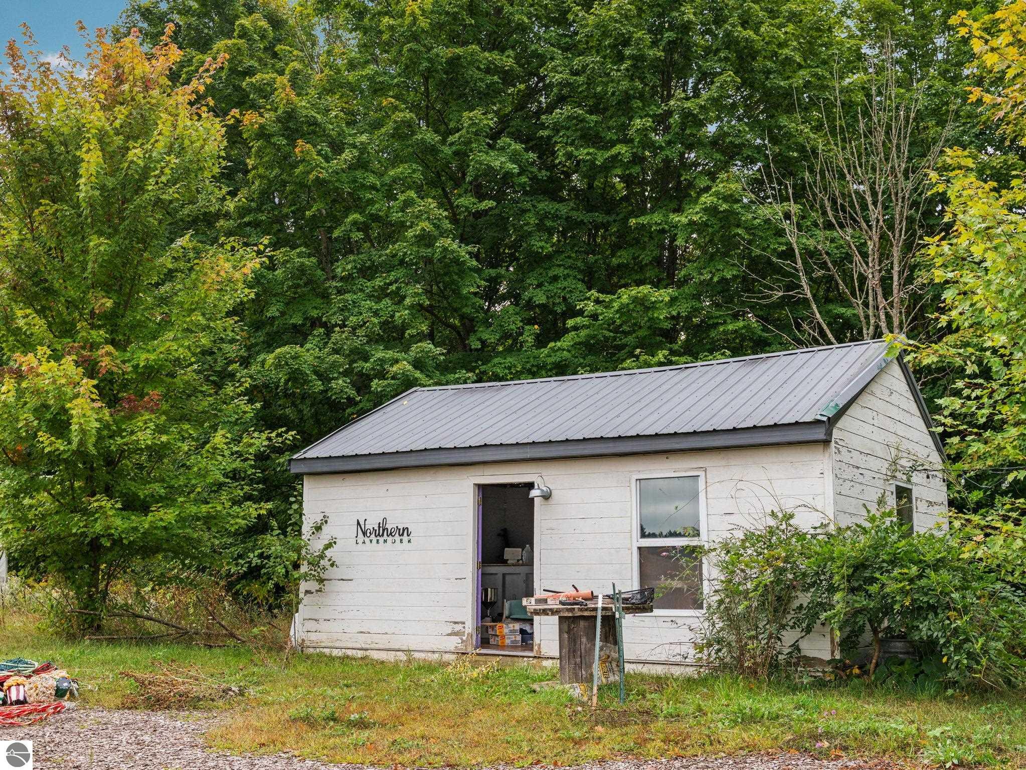 3714 N 19 Road, Mesick, MI 49668 — Photo 38