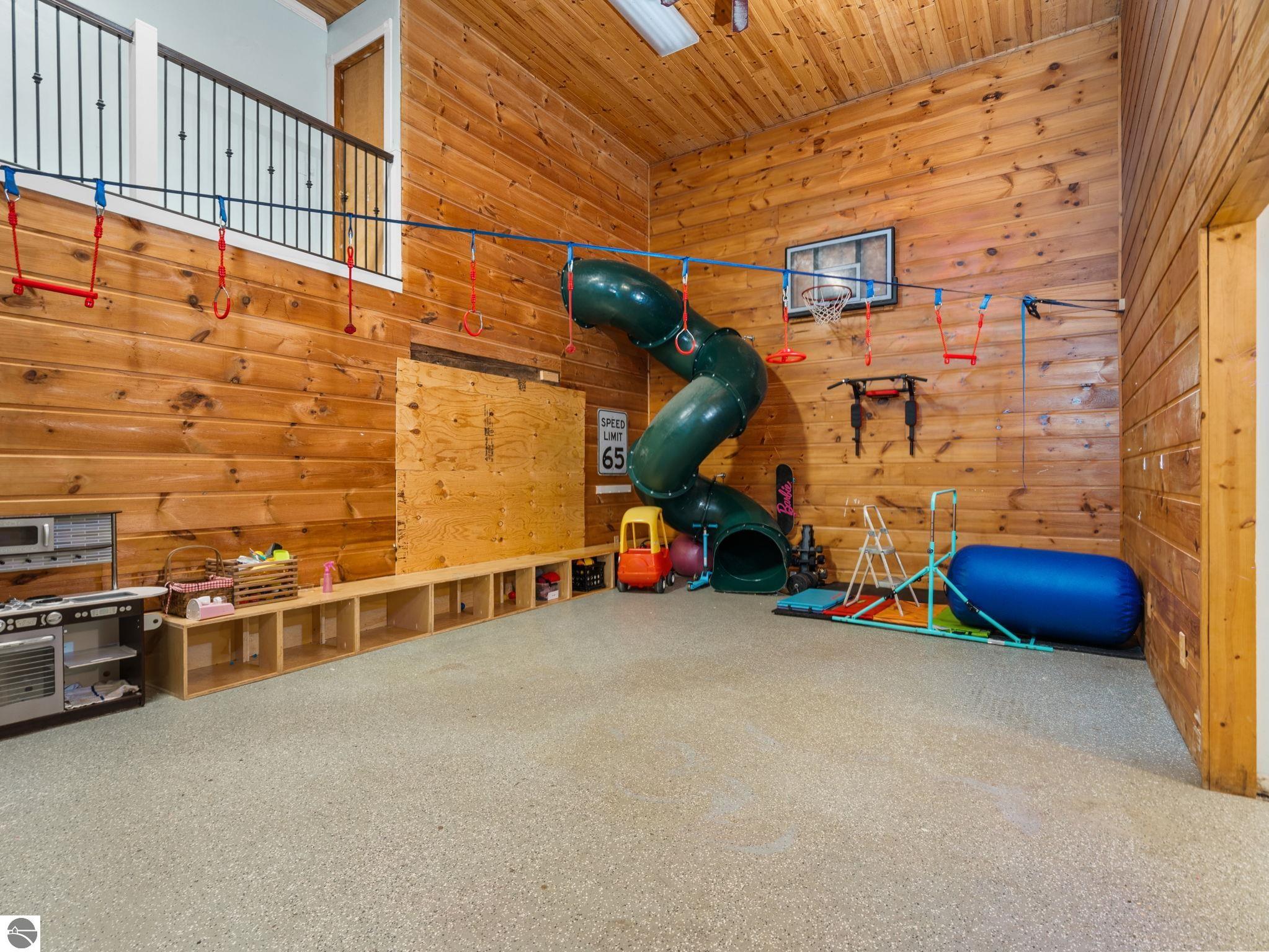 3714 N 19 Road, Mesick, MI 49668 — Photo 9