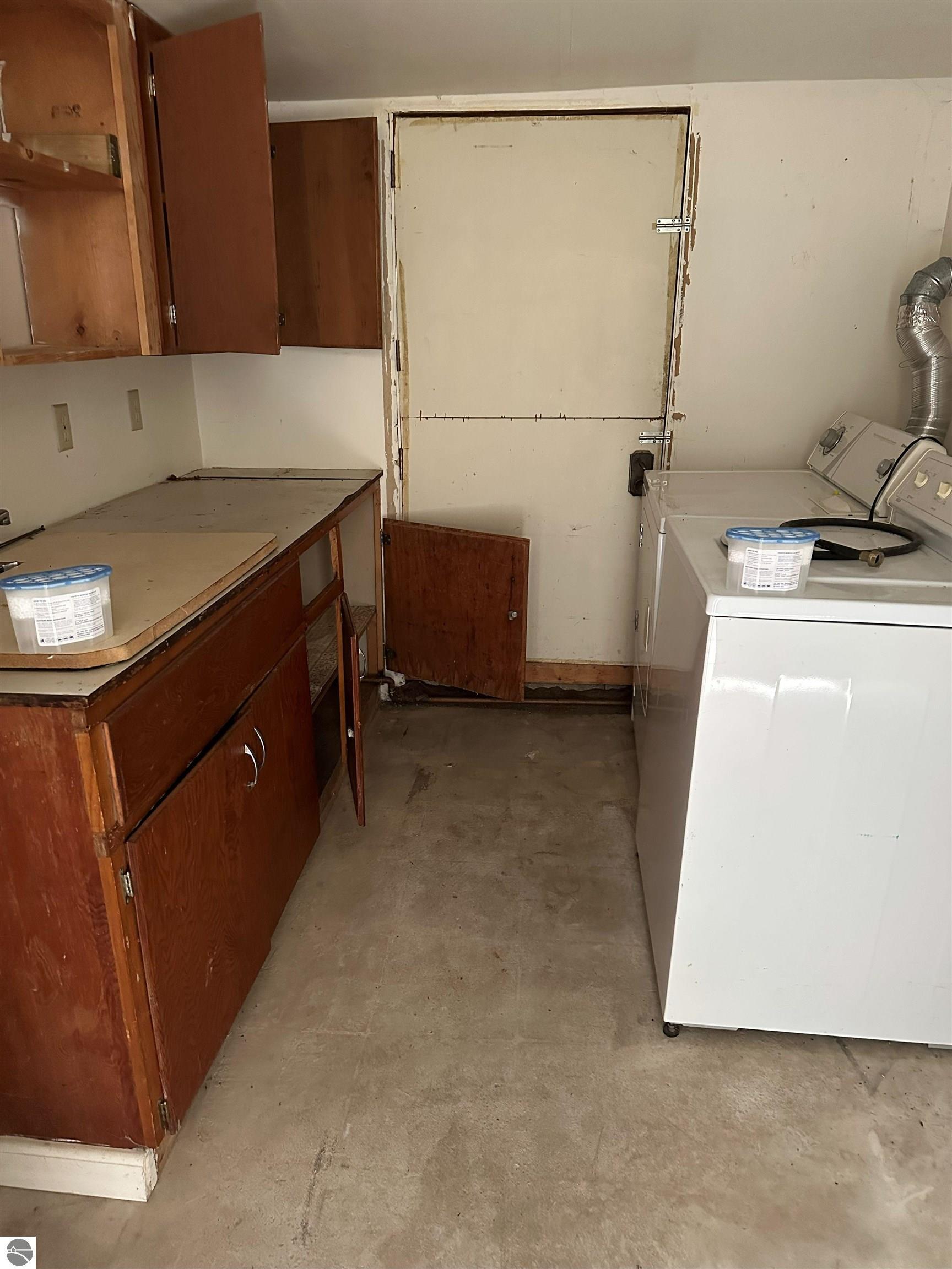 11782 E State Street, Fife Lake, MI 49633 — Photo 14