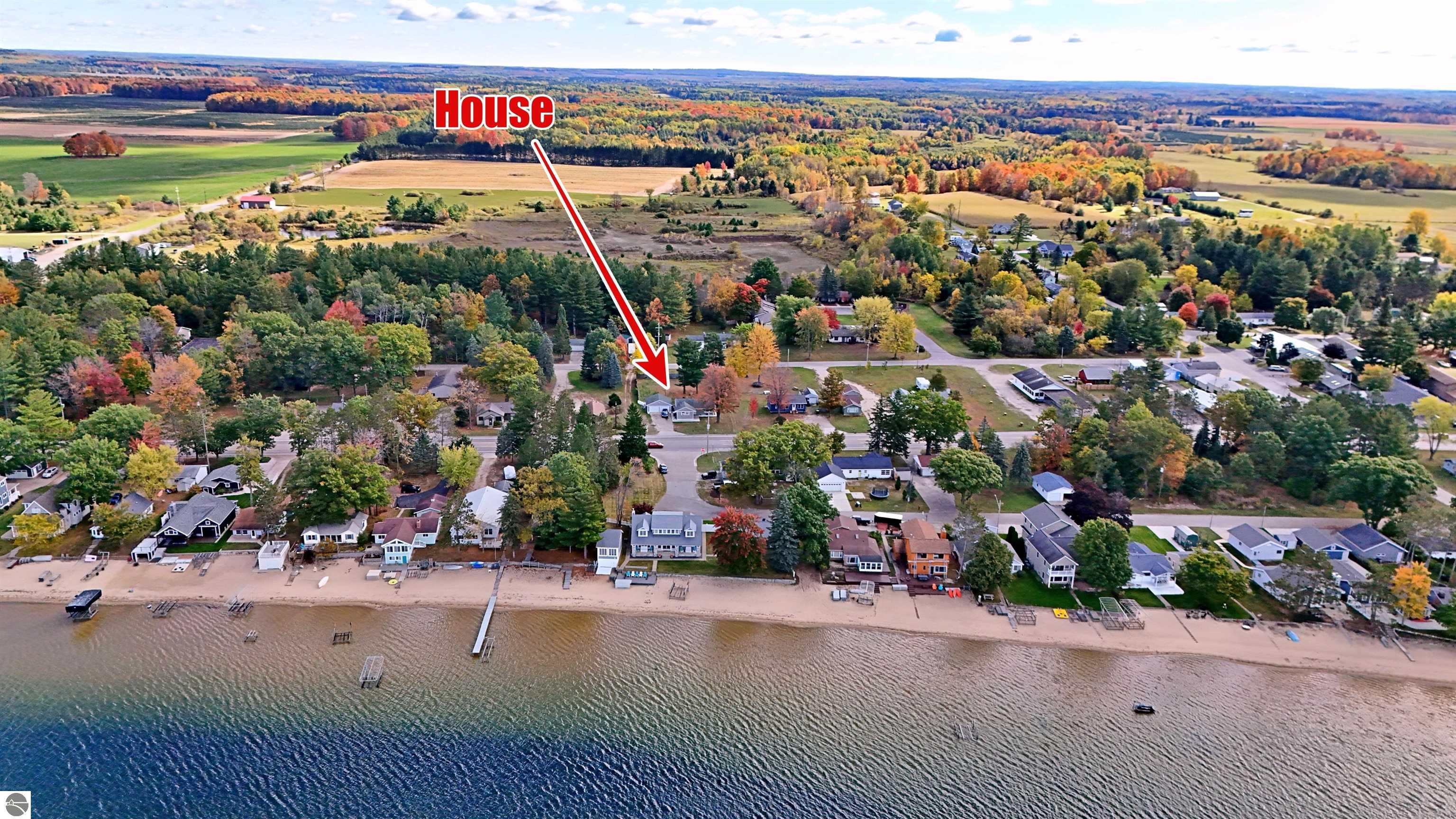 719 S Lakeshore Drive, Lake City, MI 49651 — Photo 13