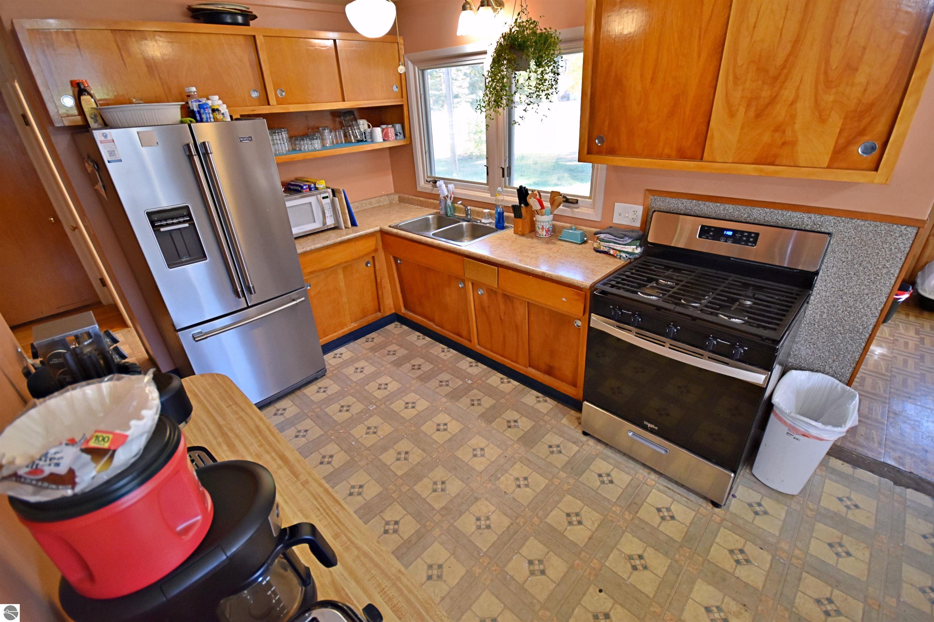 719 S Lakeshore Drive, Lake City, MI 49651 — Photo 16