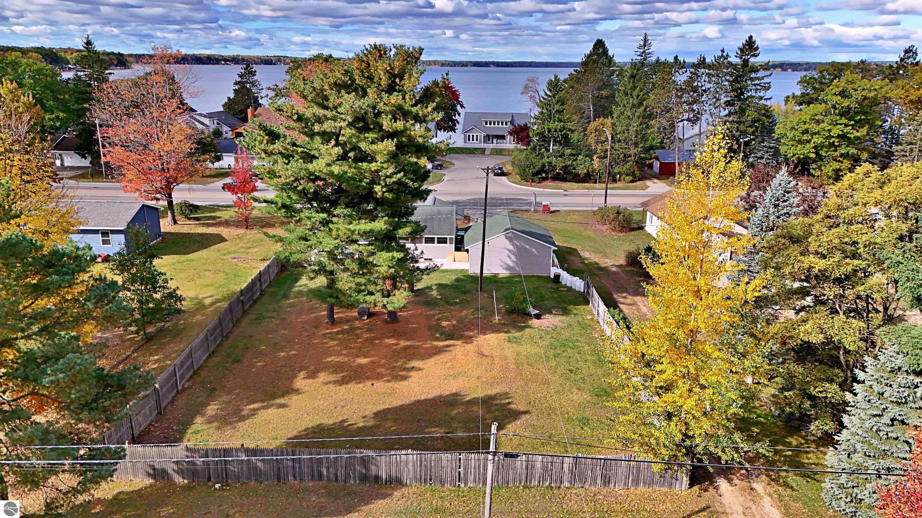 719 S Lakeshore Drive, Lake City, MI 49651 — Photo 3