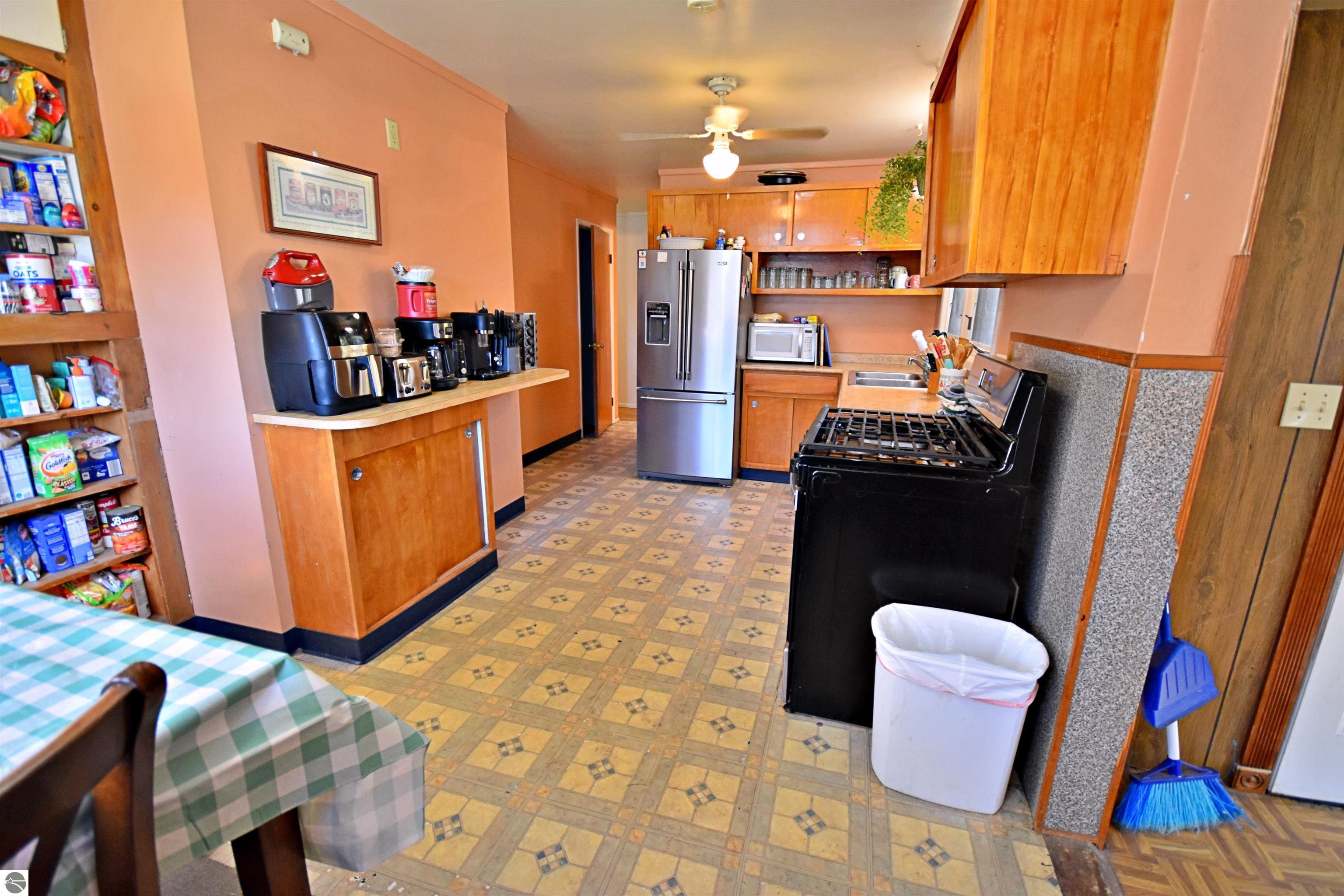 719 S Lakeshore Drive, Lake City, MI 49651 — Photo 22