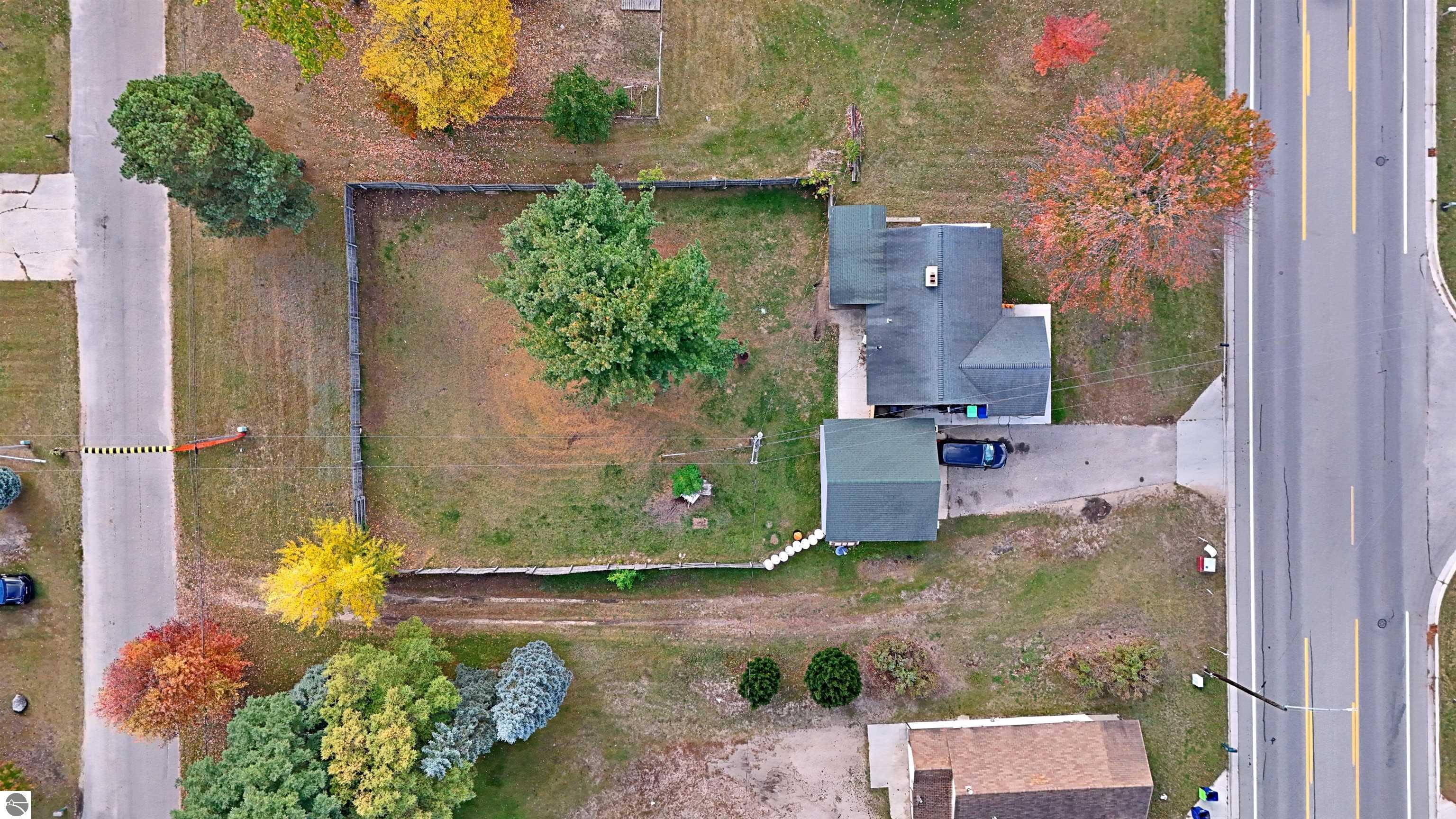 719 S Lakeshore Drive, Lake City, MI 49651 — Photo 5