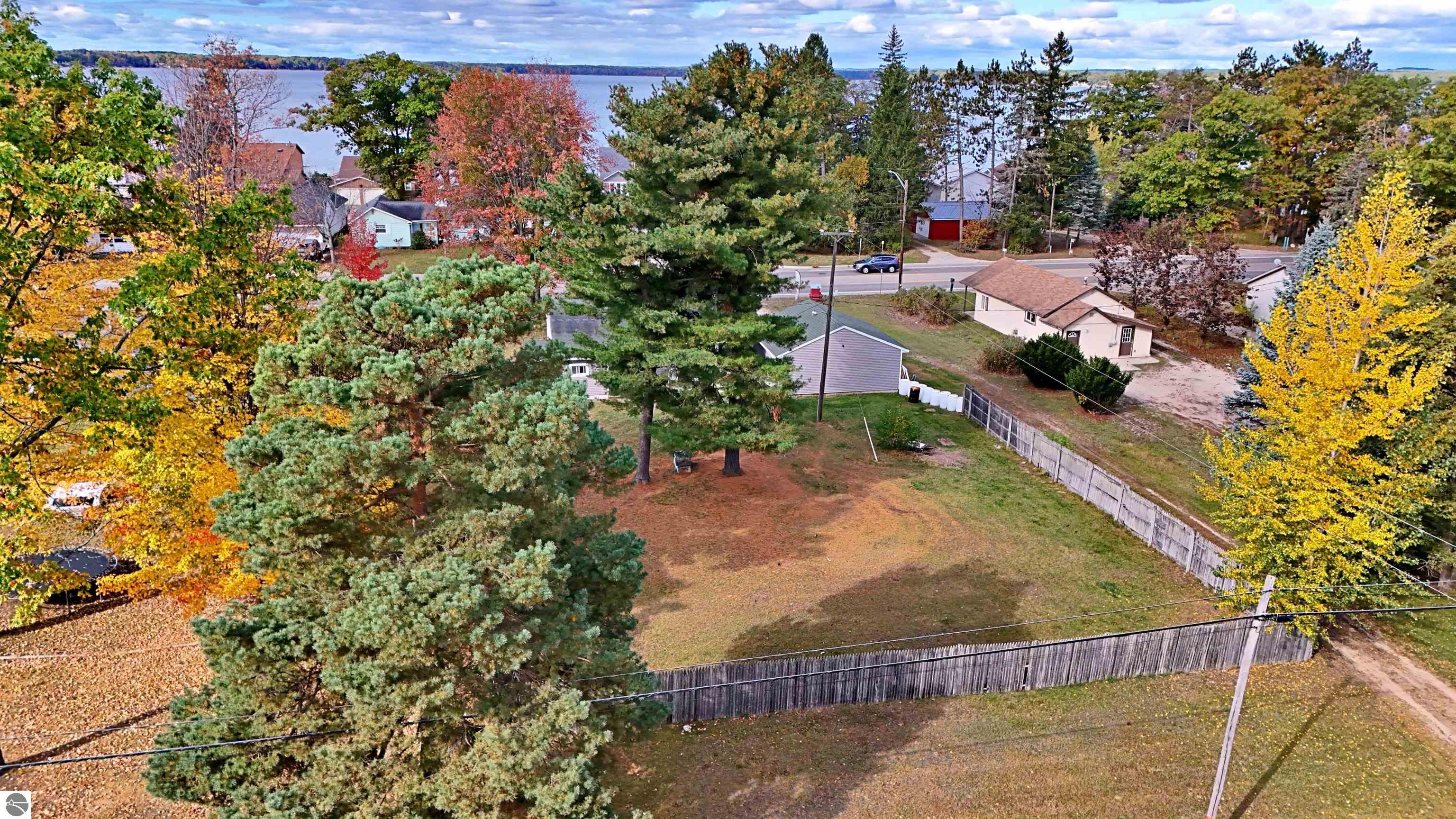 719 S Lakeshore Drive, Lake City, MI 49651 — Photo 6