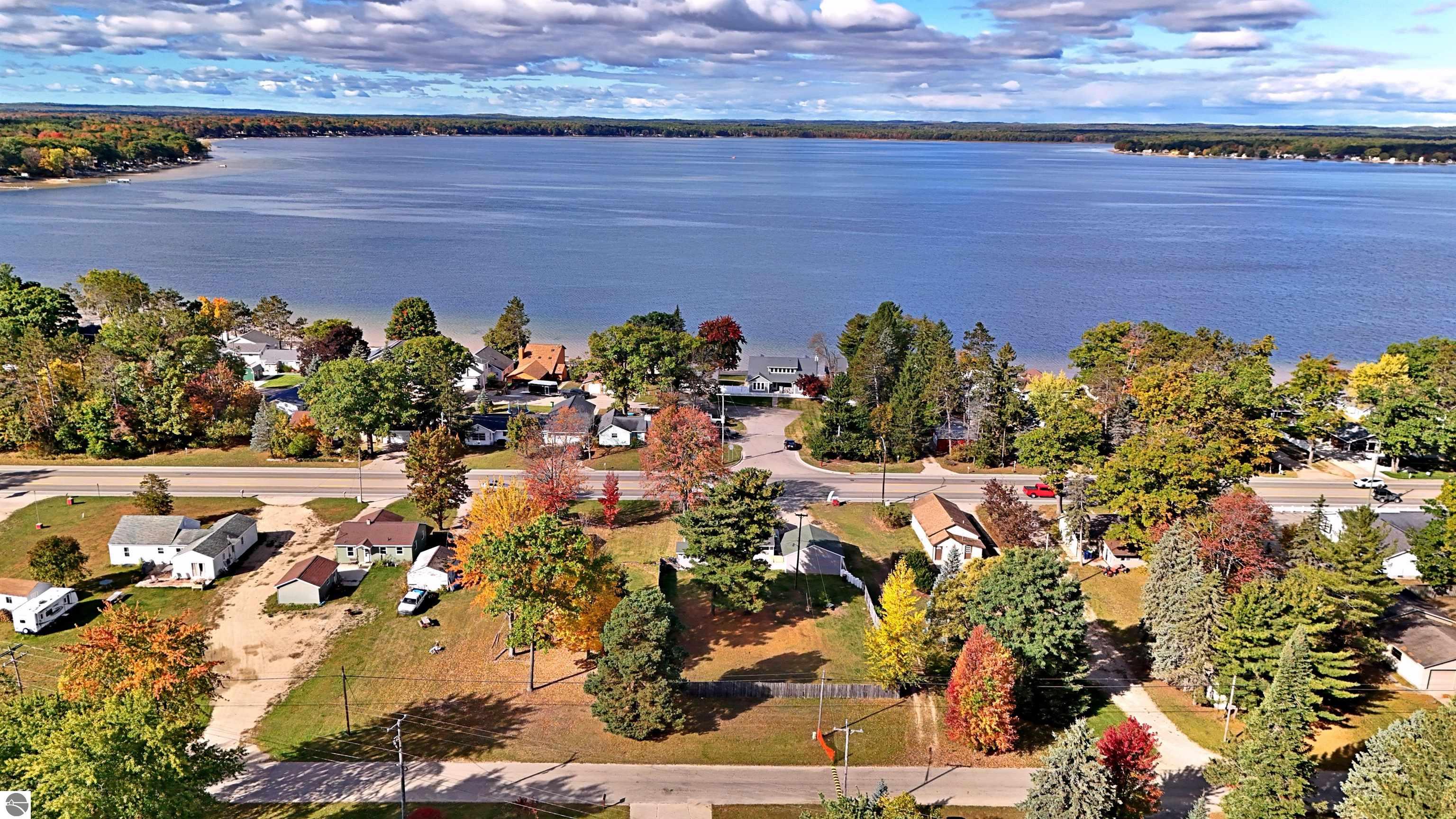719 S Lakeshore Drive, Lake City, MI 49651 — Photo 48