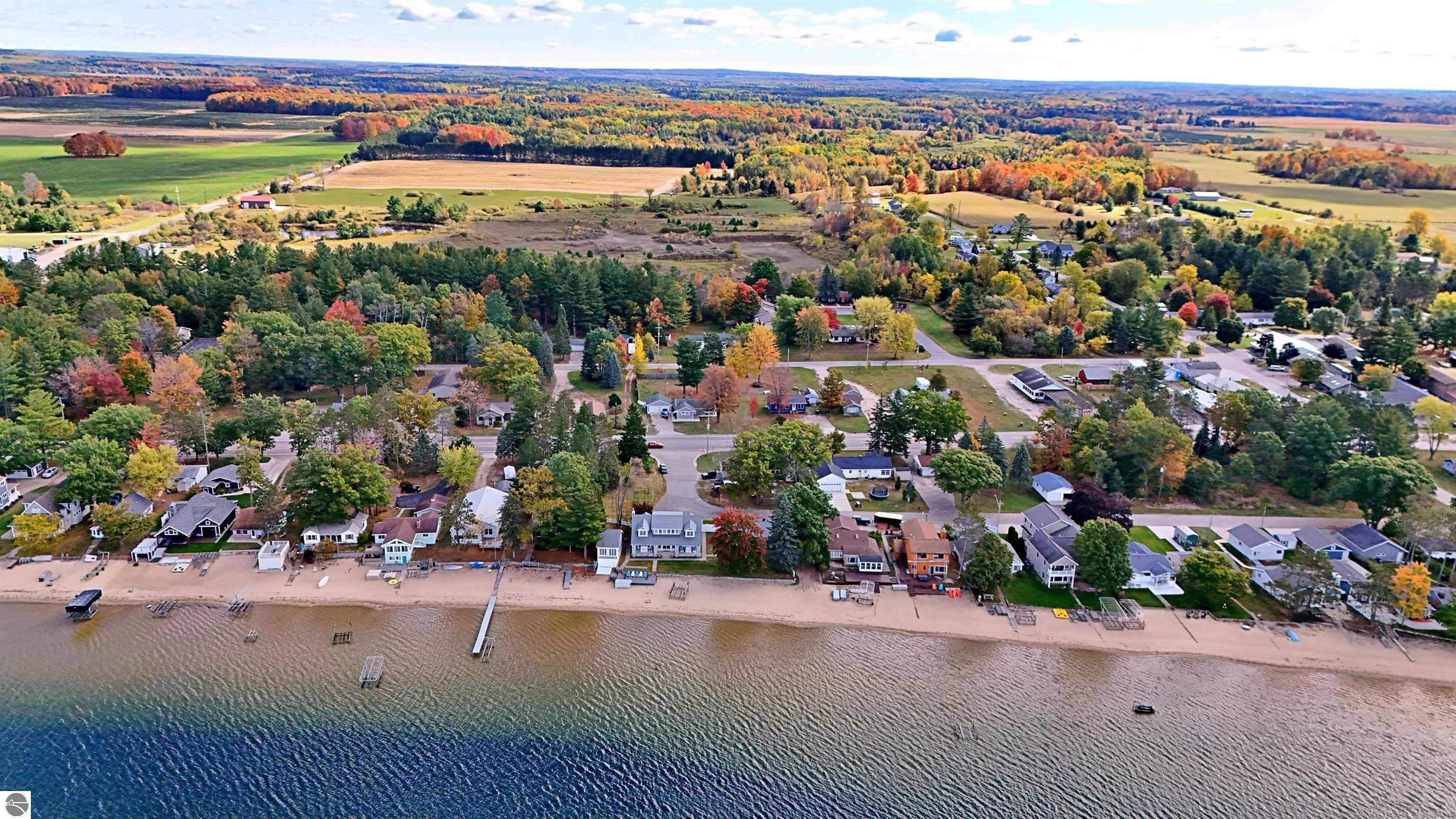 719 S Lakeshore Drive, Lake City, MI 49651 — Photo 58