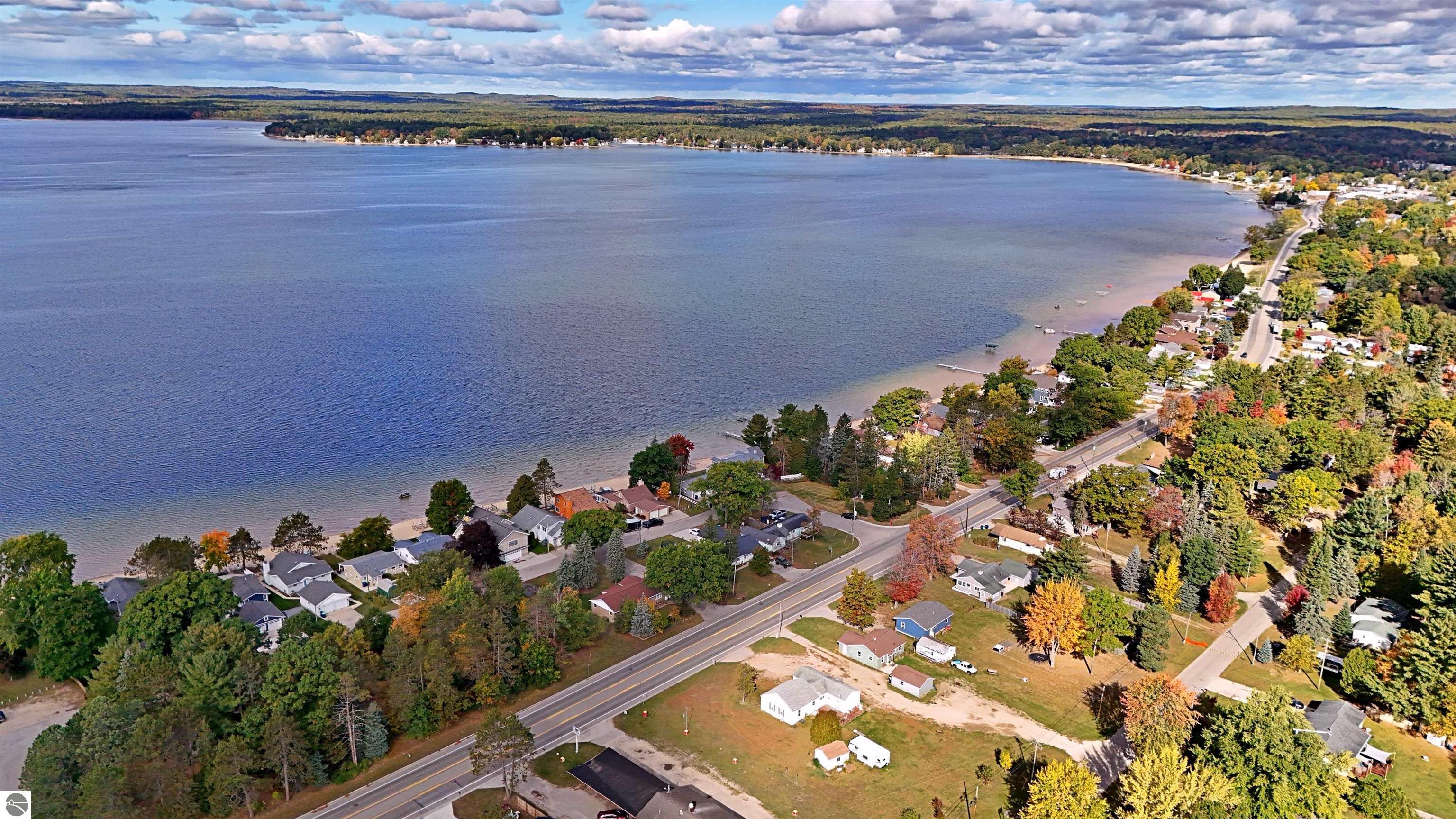 719 S Lakeshore Drive, Lake City, MI 49651 — Photo 63