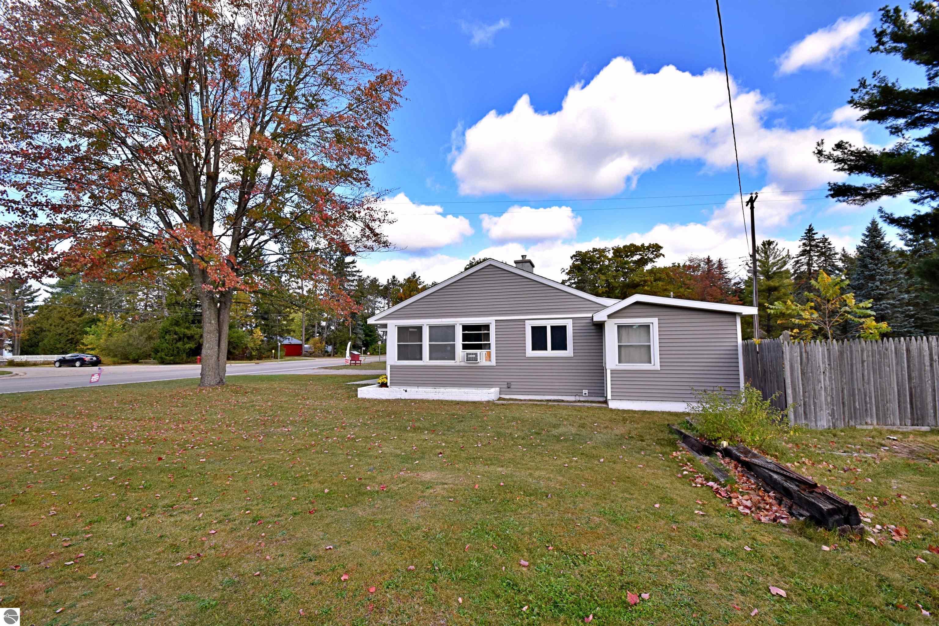 719 S Lakeshore Drive, Lake City, MI 49651 — Photo 68