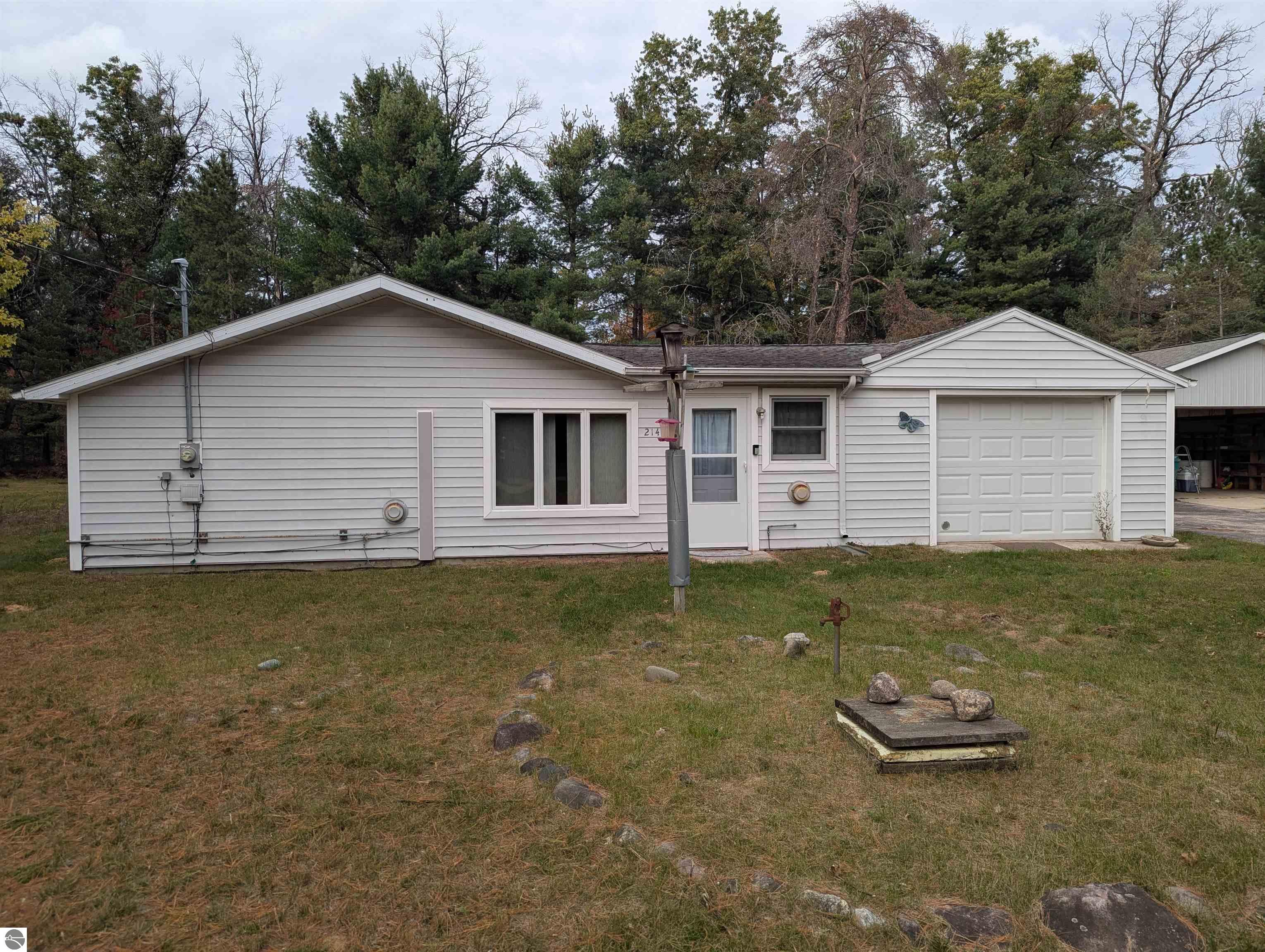 2141 Geraldine Street, Prescott, MI 48756 — front exterior