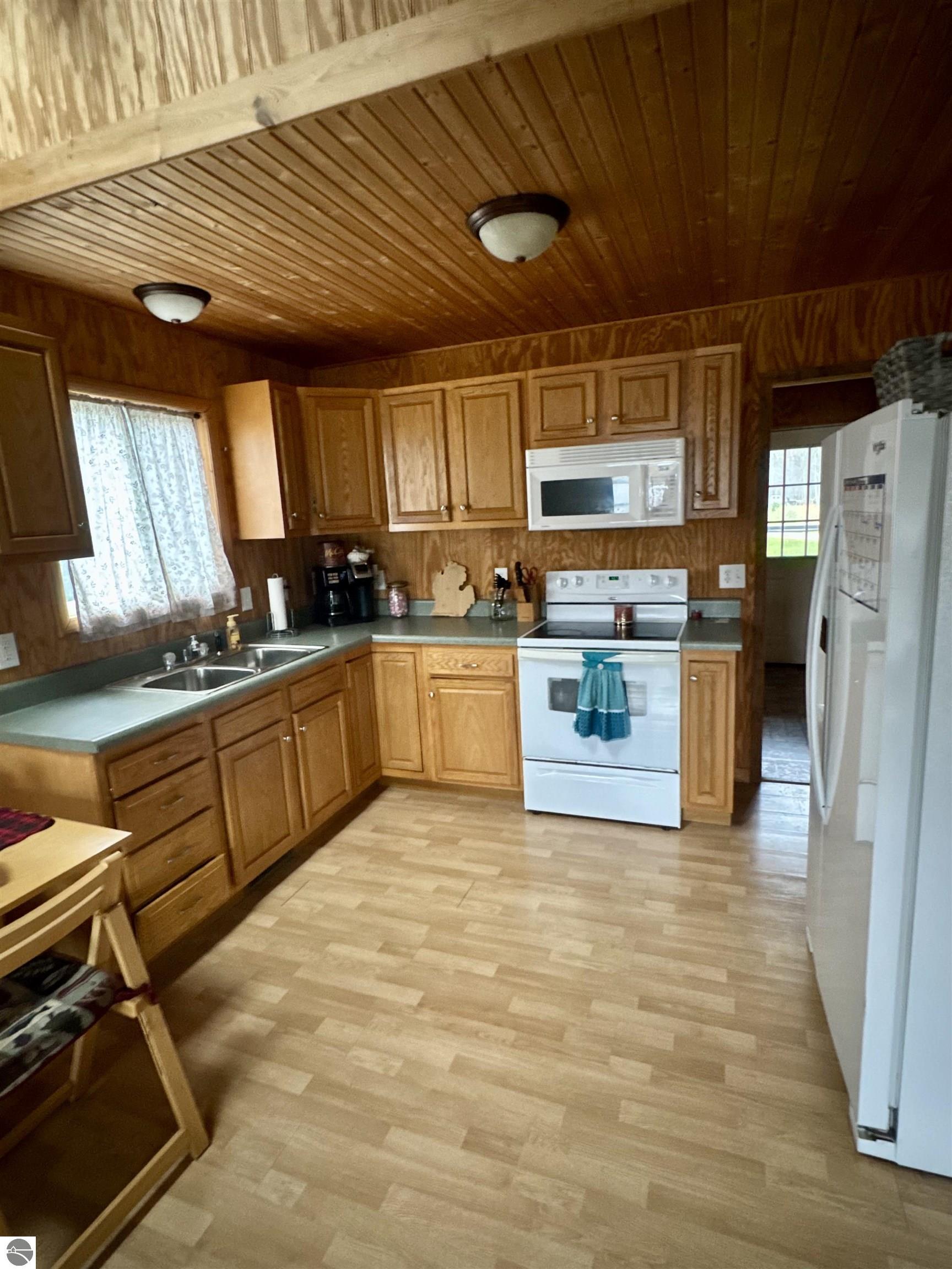 10653 Maple Drive, Riverdale, MI 48877 — Photo 7