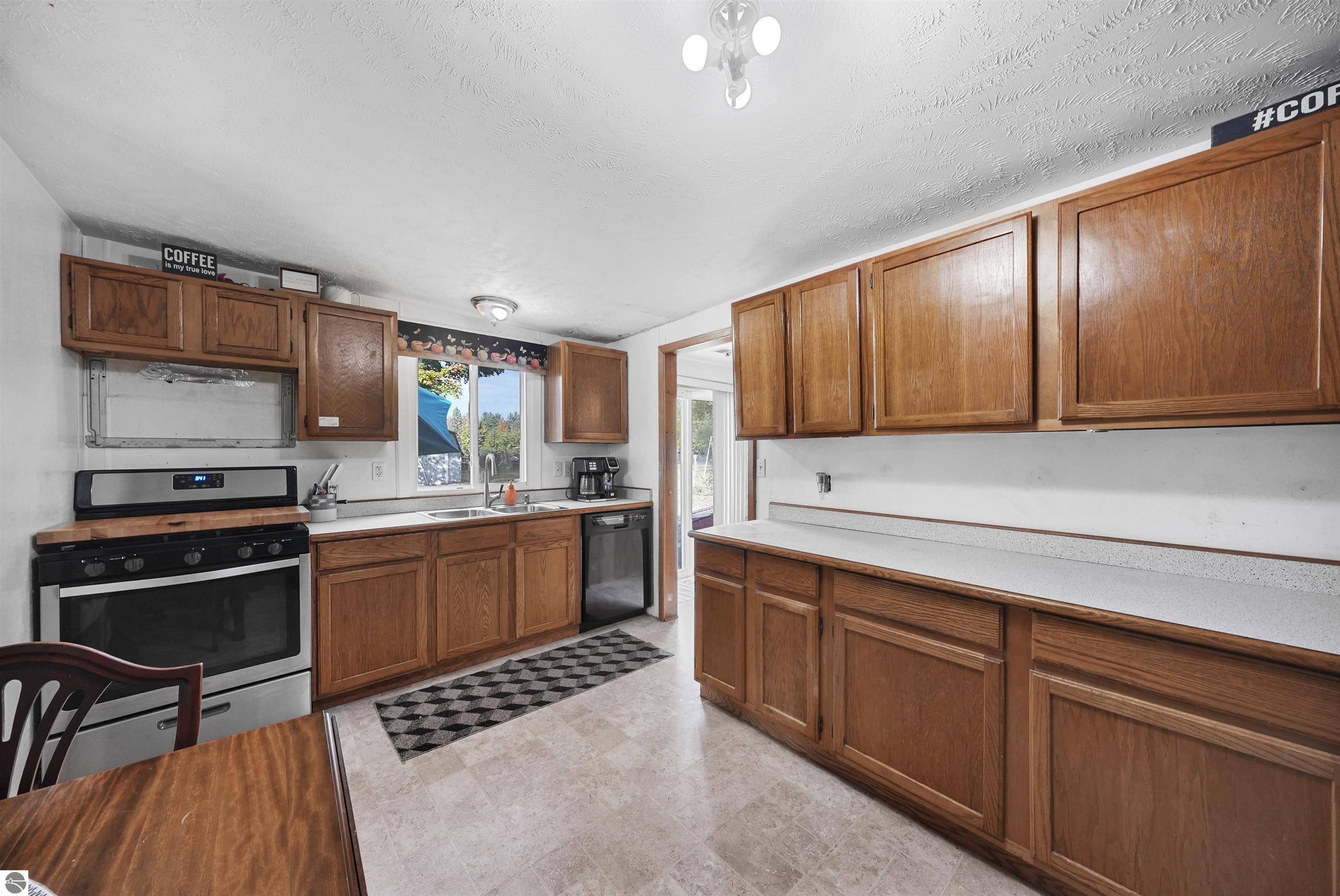 202 Cottage Street, Kingsley, MI 49649 — Photo 15