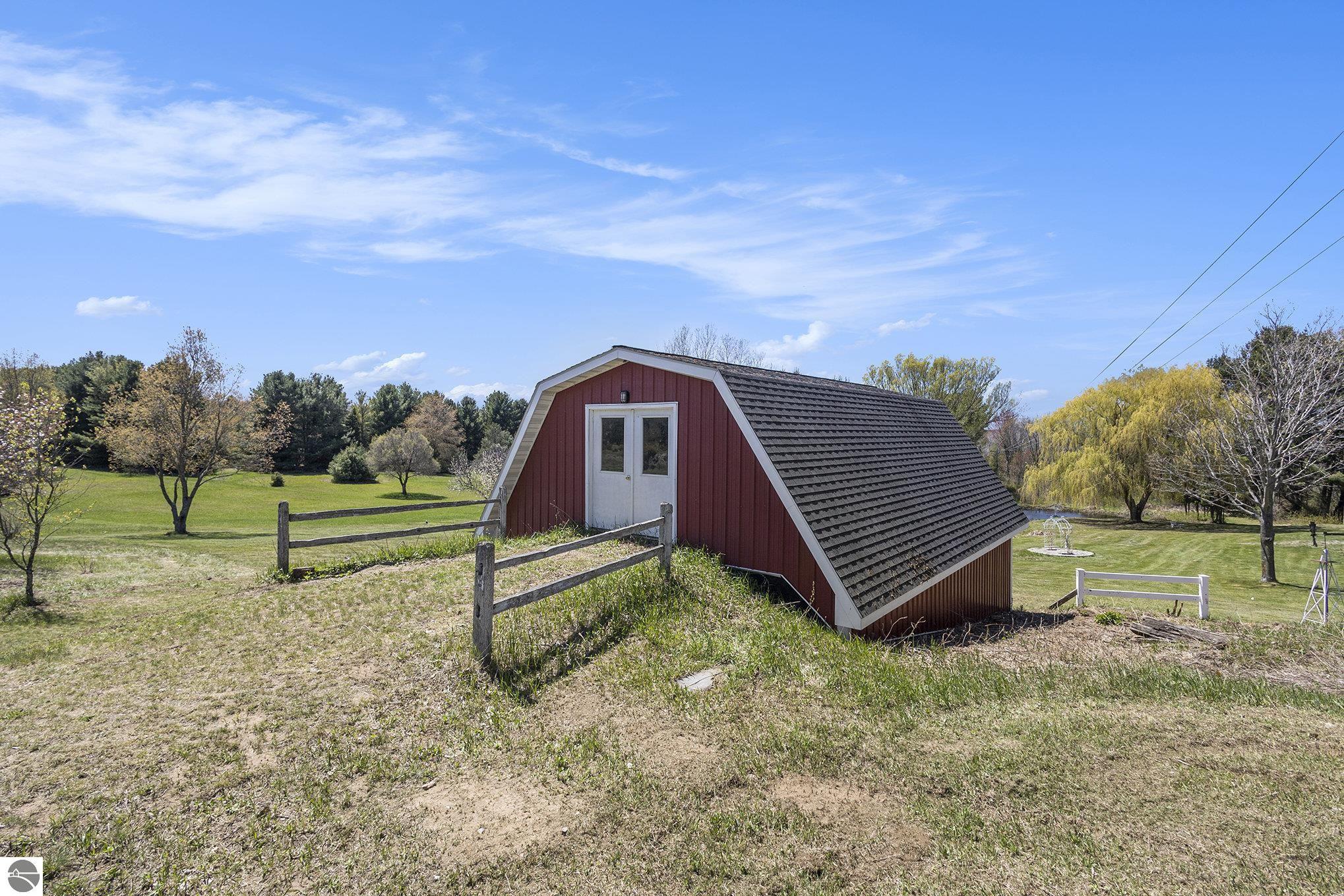 Click to enlarge photo