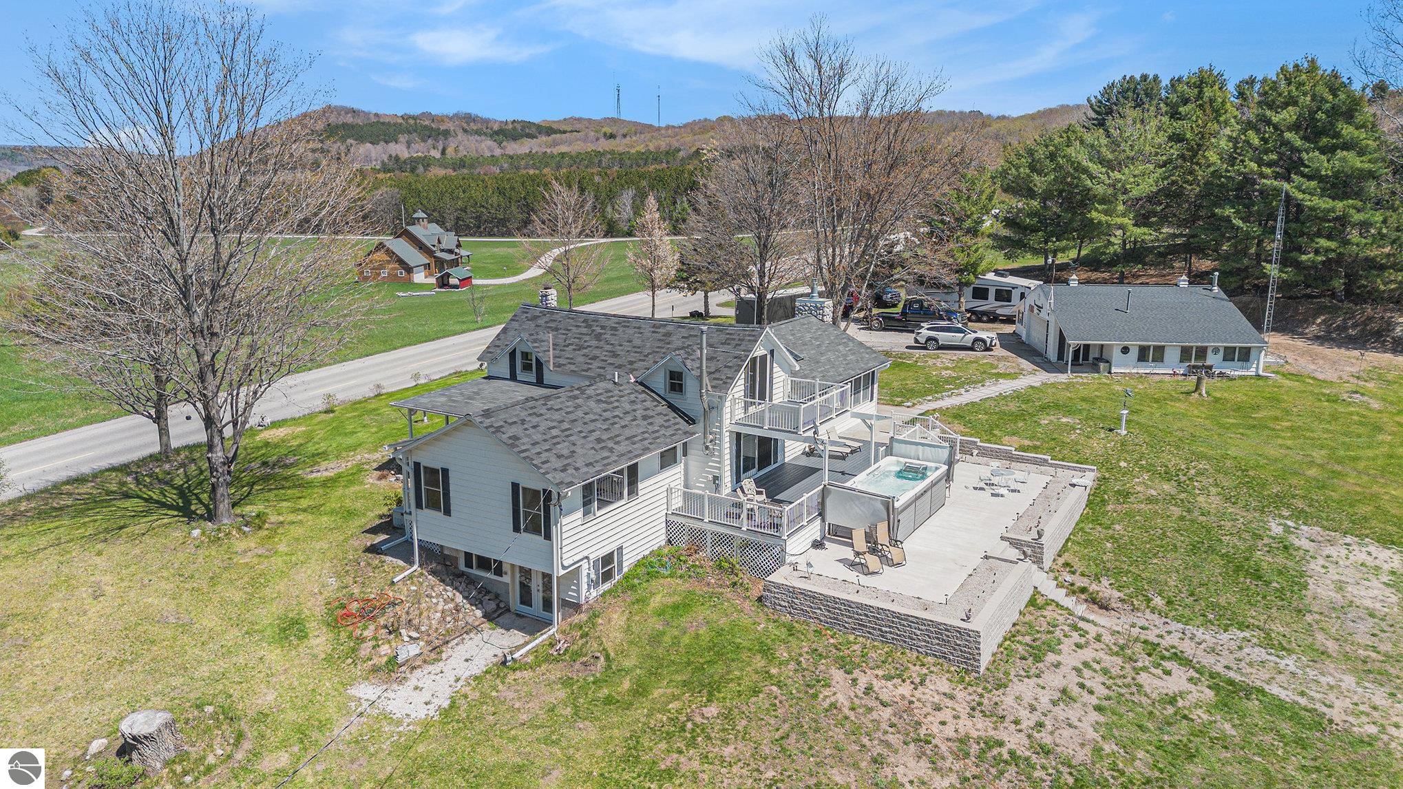 Click to enlarge photo