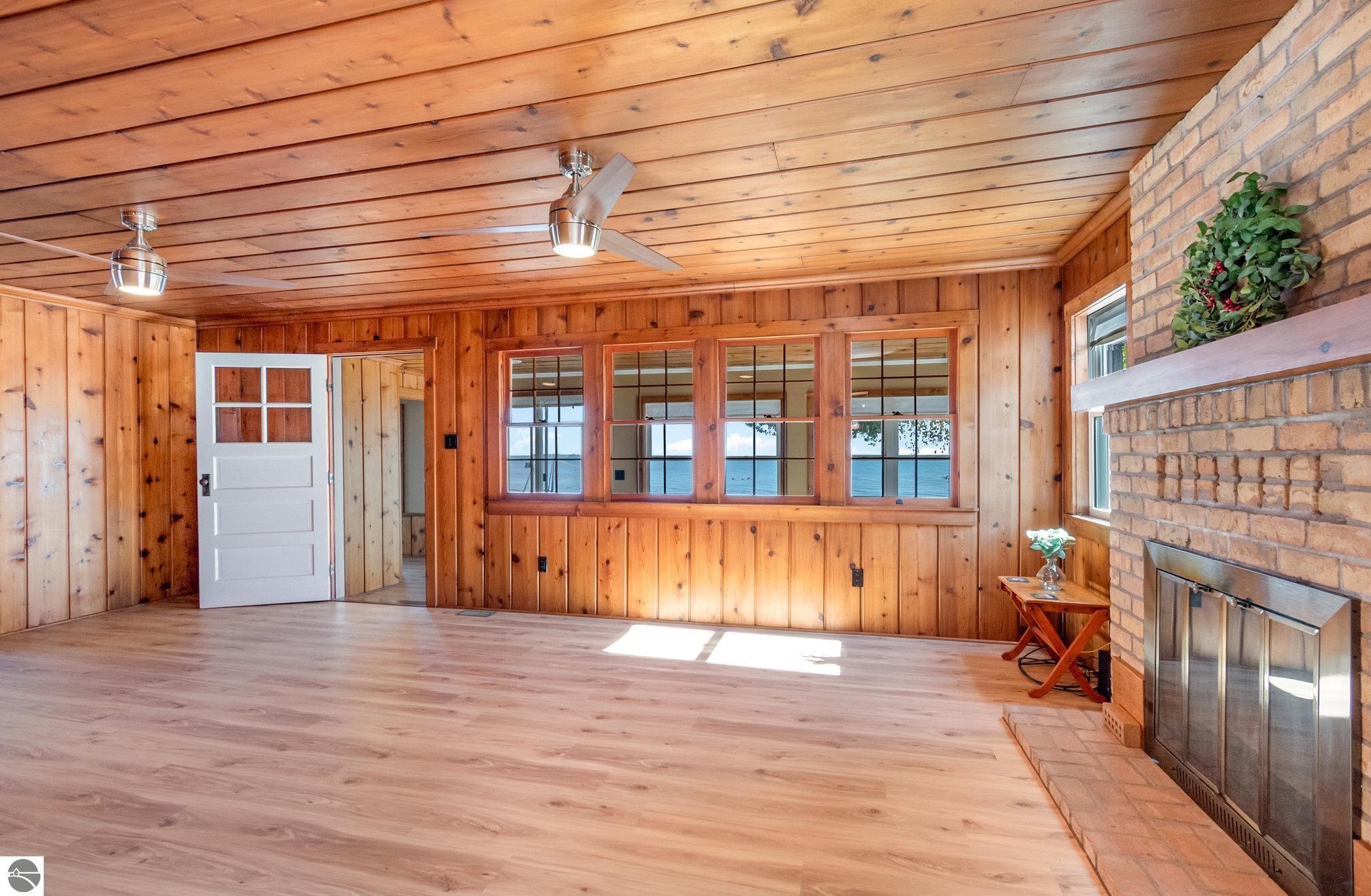 1115 S Bay Drive, Tawas City, MI 48763 — Photo 15