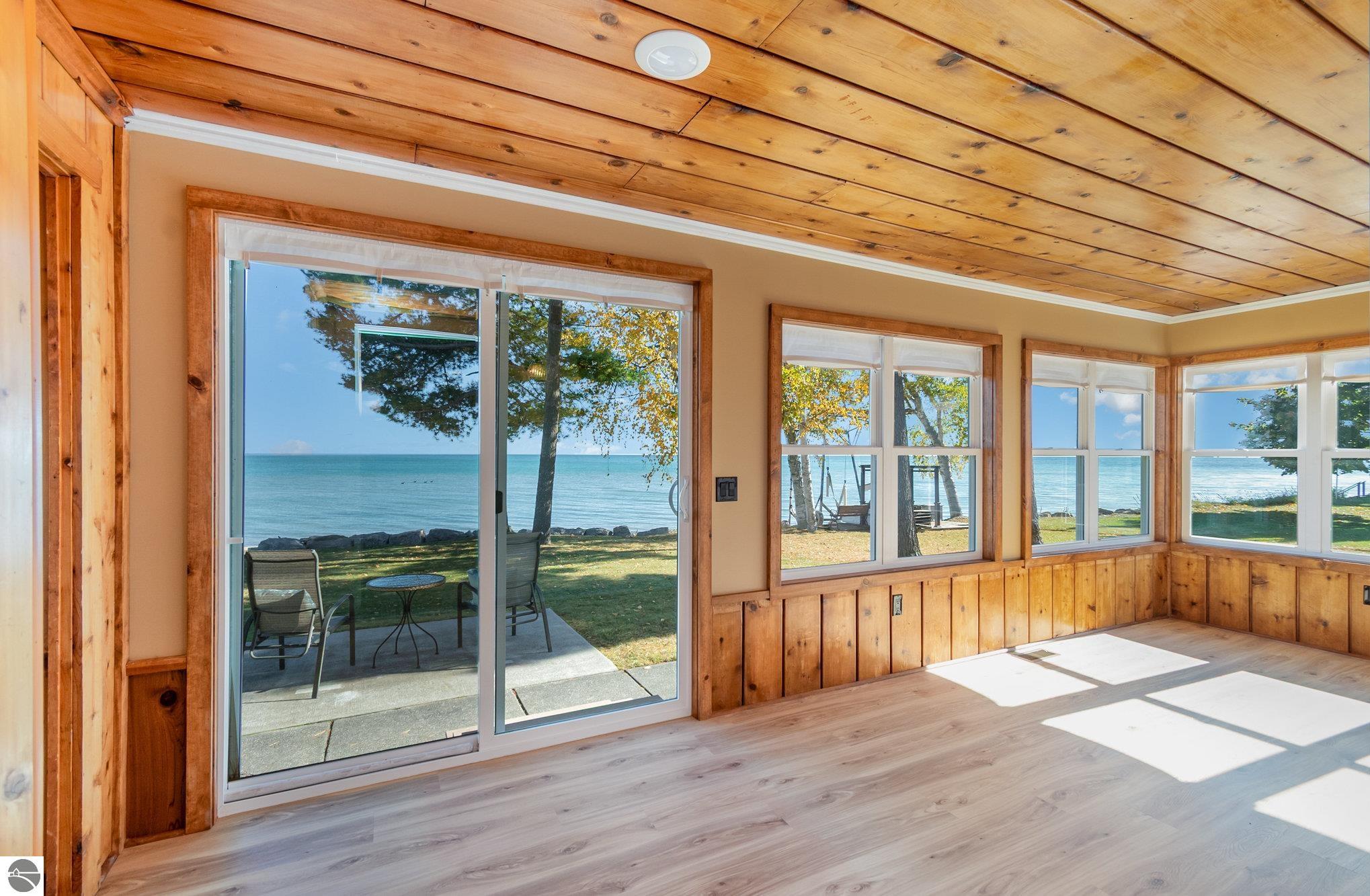 1115 S Bay Drive, Tawas City, MI 48763 — Photo 16