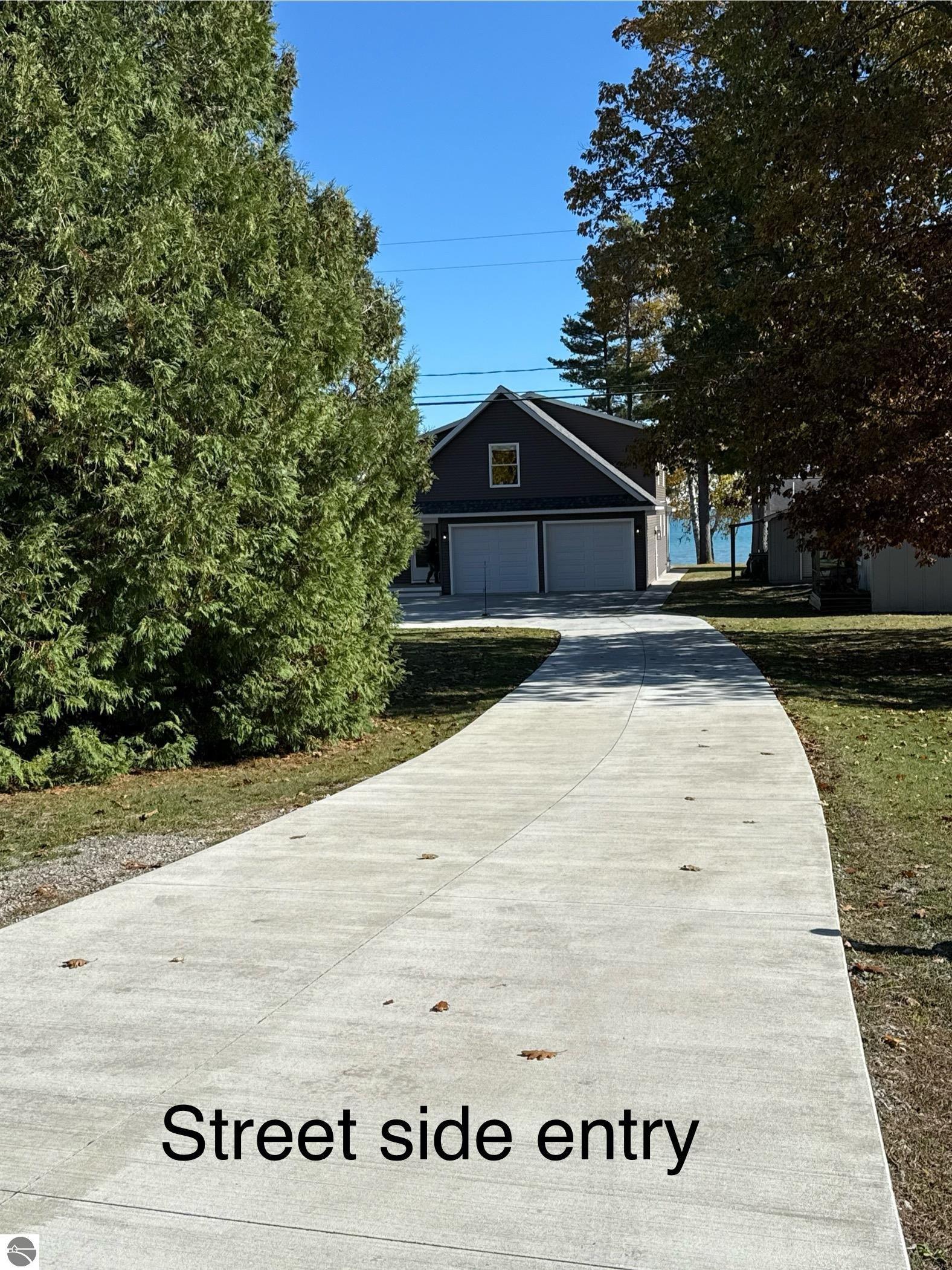 1115 S Bay Drive, Tawas City, MI 48763 — Photo 8