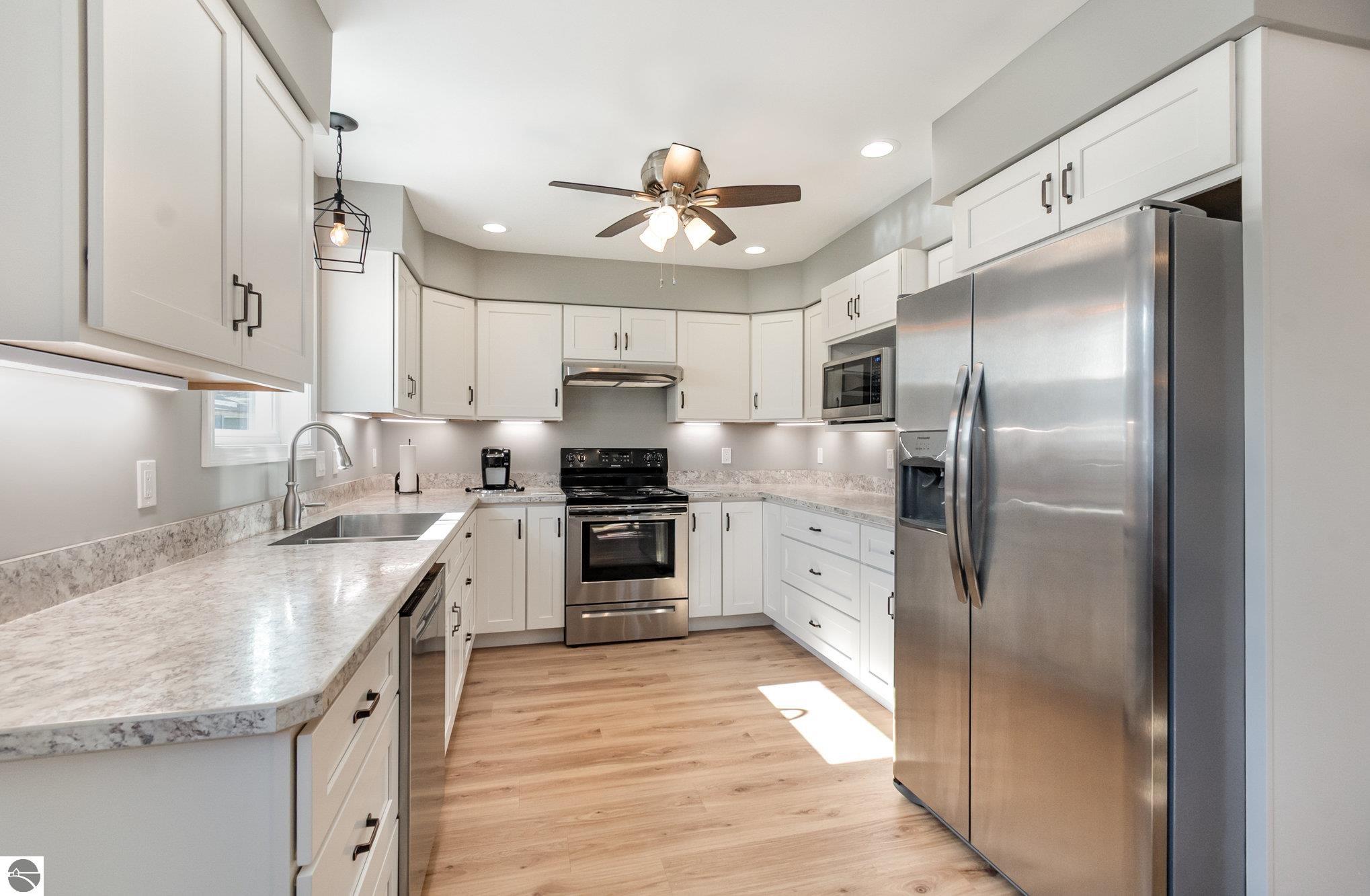1115 S Bay Drive, Tawas City, MI 48763 — Photo 10