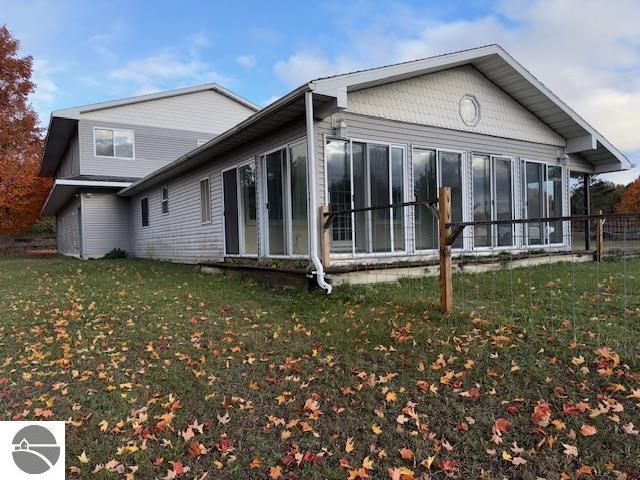 4166 N 15 Road, Mesick, MI 49668 — Photo 4