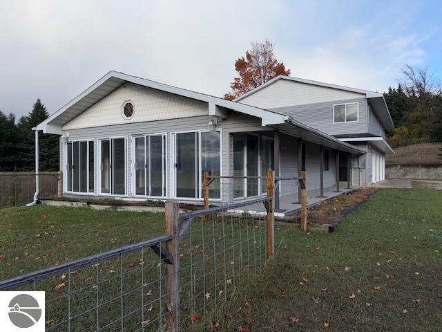4166 N 15 Road, Mesick, MI 49668 — Photo 5