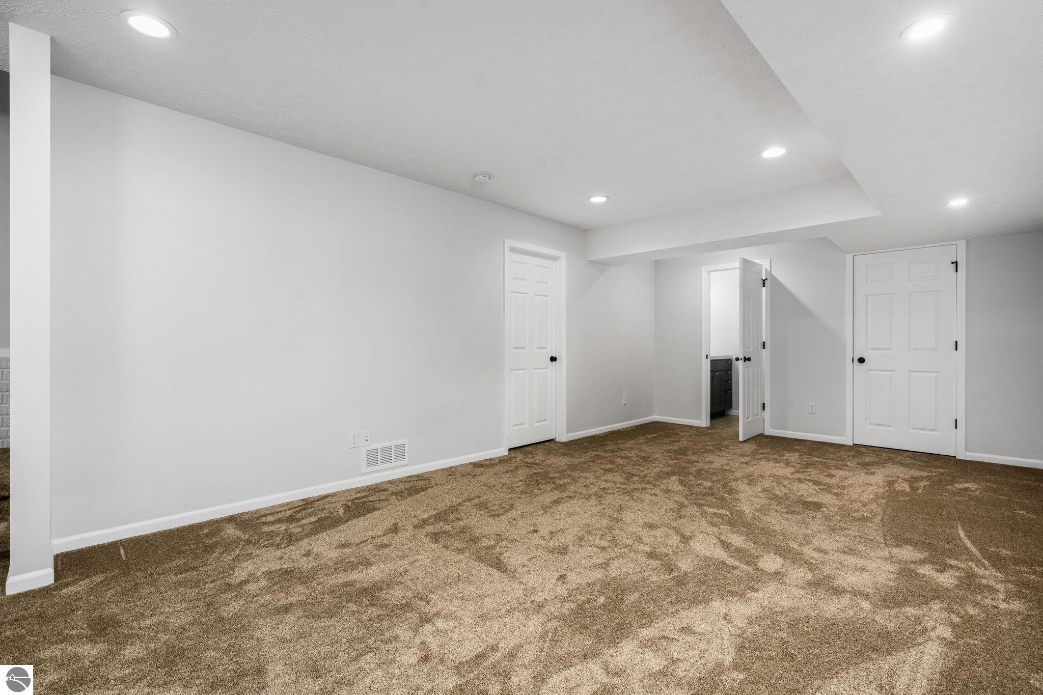 11739 E State Street, Fife Lake, MI 49633 — Photo 19