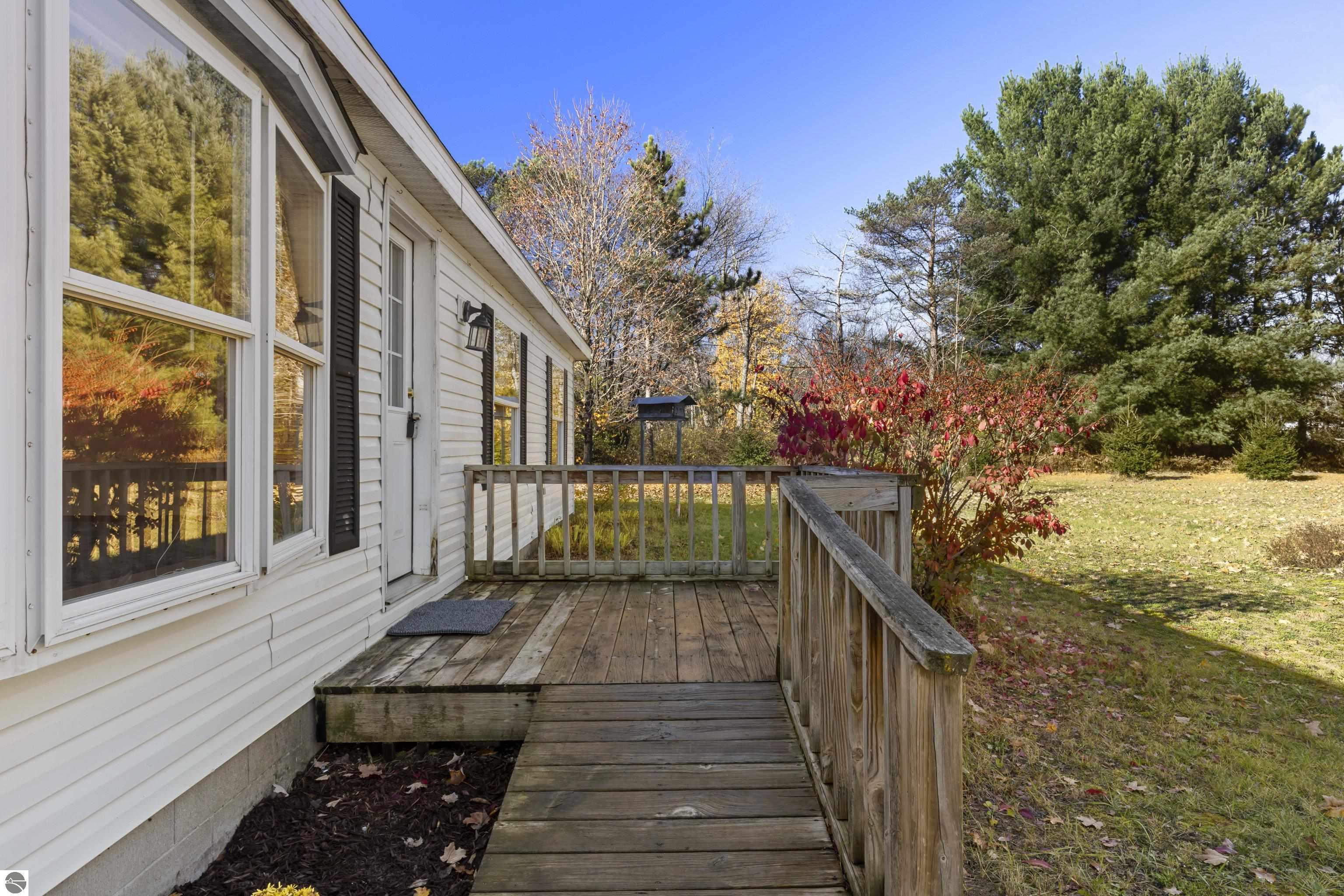17651 Vondra, Thompsonville, MI 49683 — Photo 4