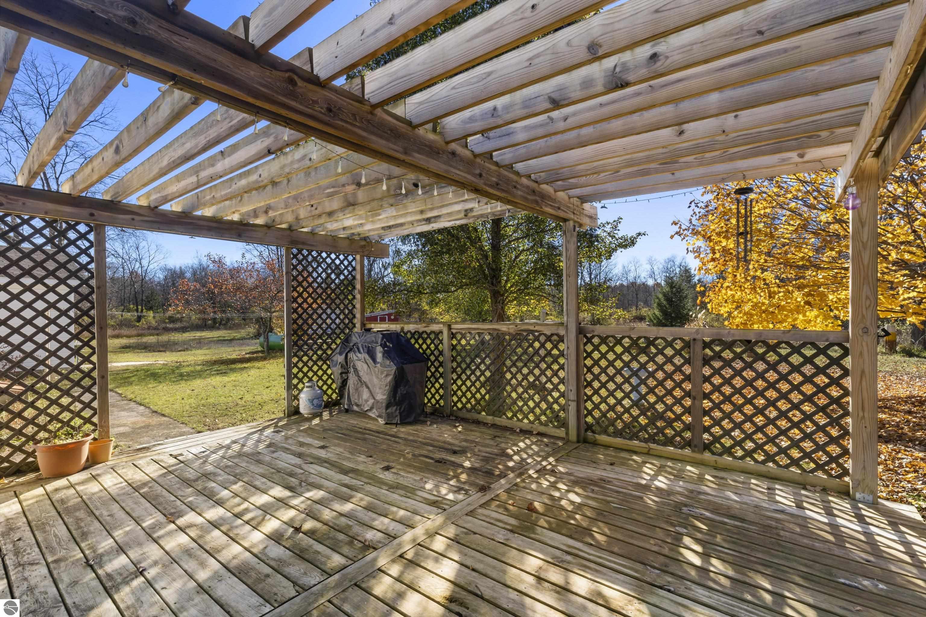 17651 Vondra, Thompsonville, MI 49683 — Photo 8