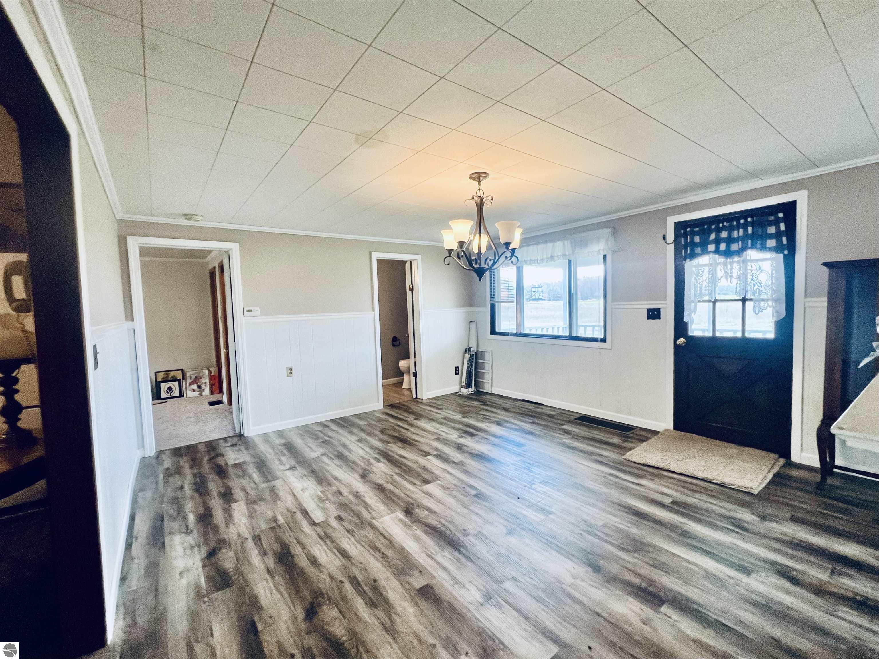 889 N Ferris Road, Sumner, MI 48889 — Photo 9