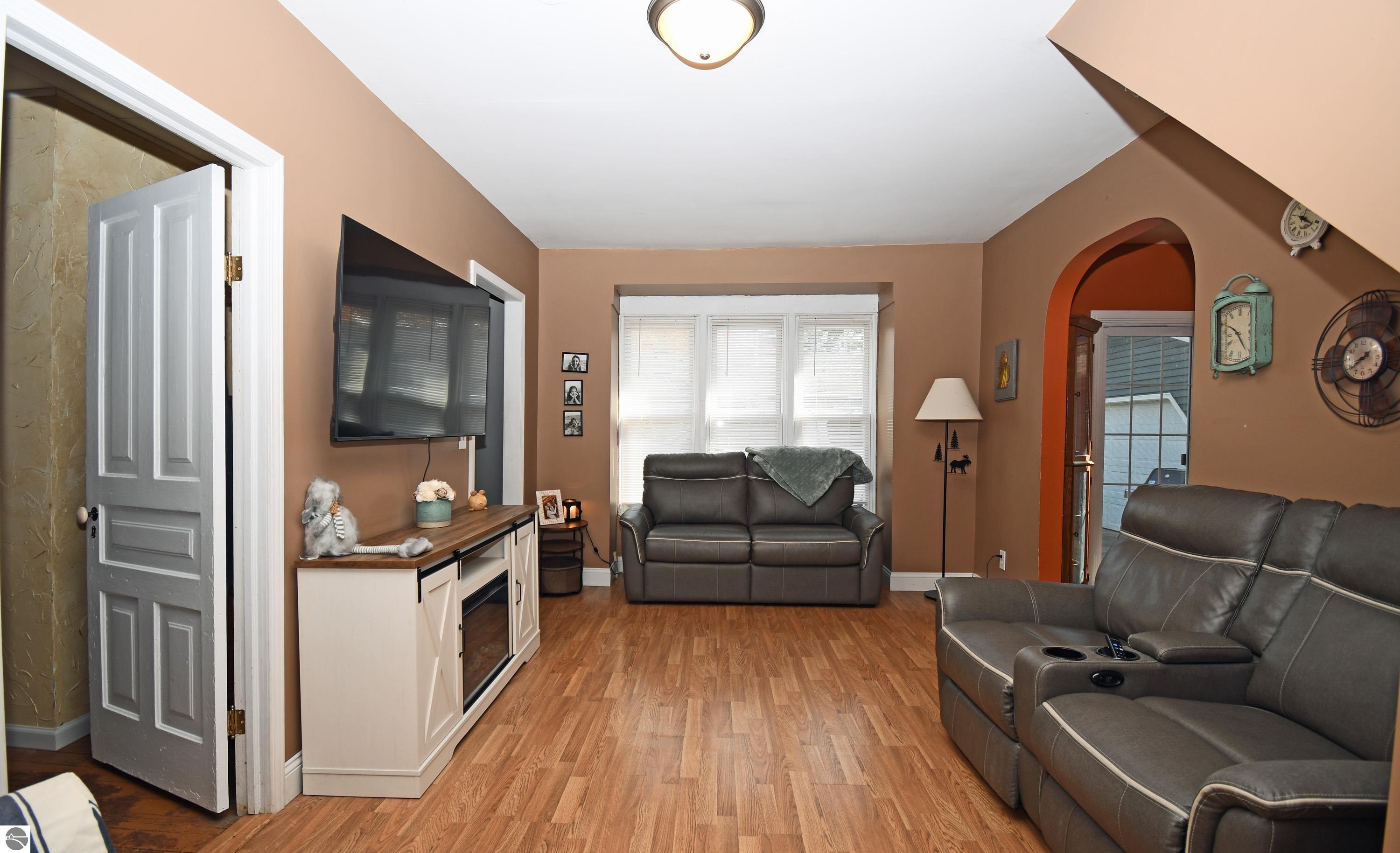 608 E State Street, East Tawas, MI 48730 — Photo 11