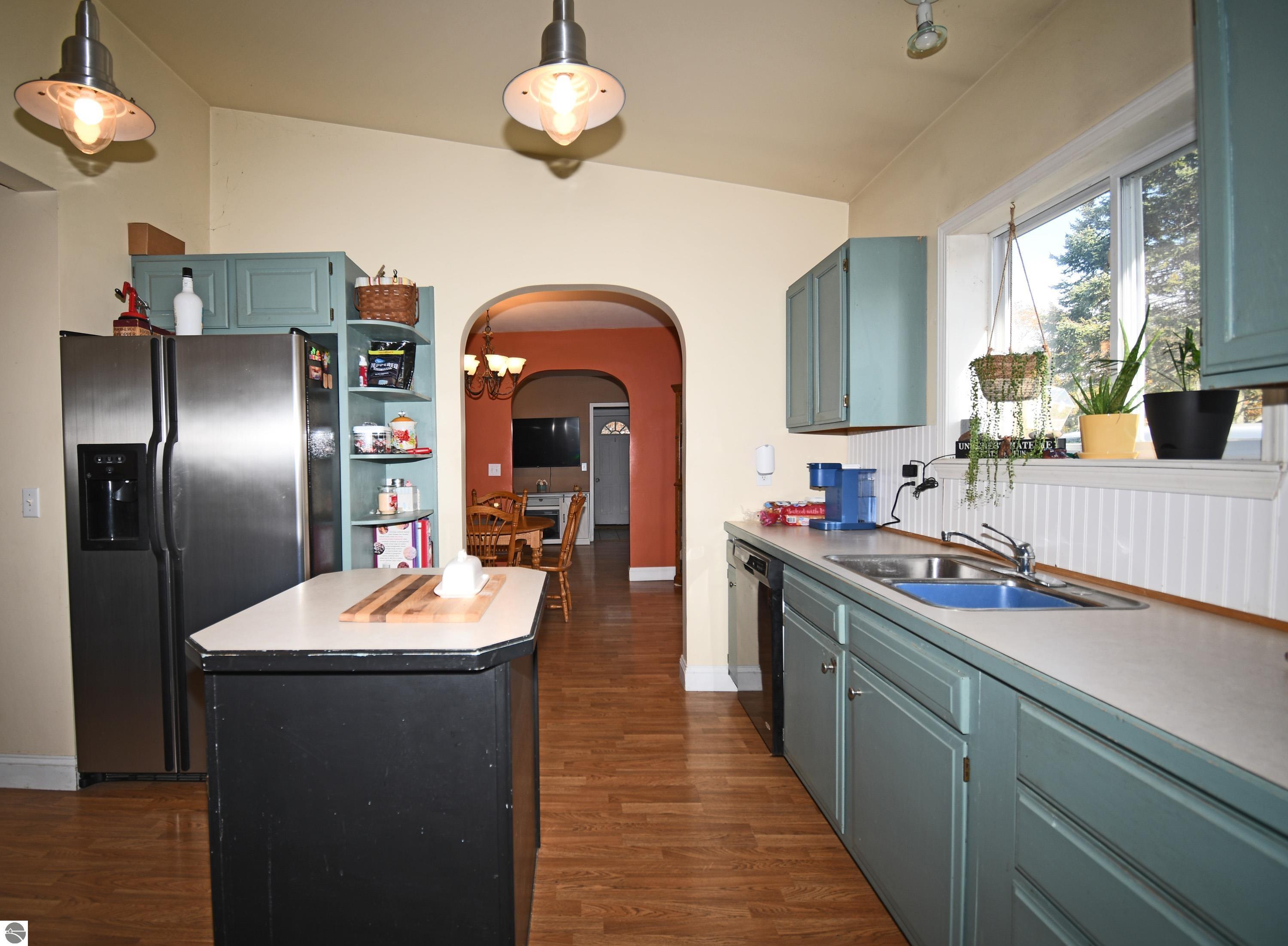 608 E State Street, East Tawas, MI 48730 — Photo 4