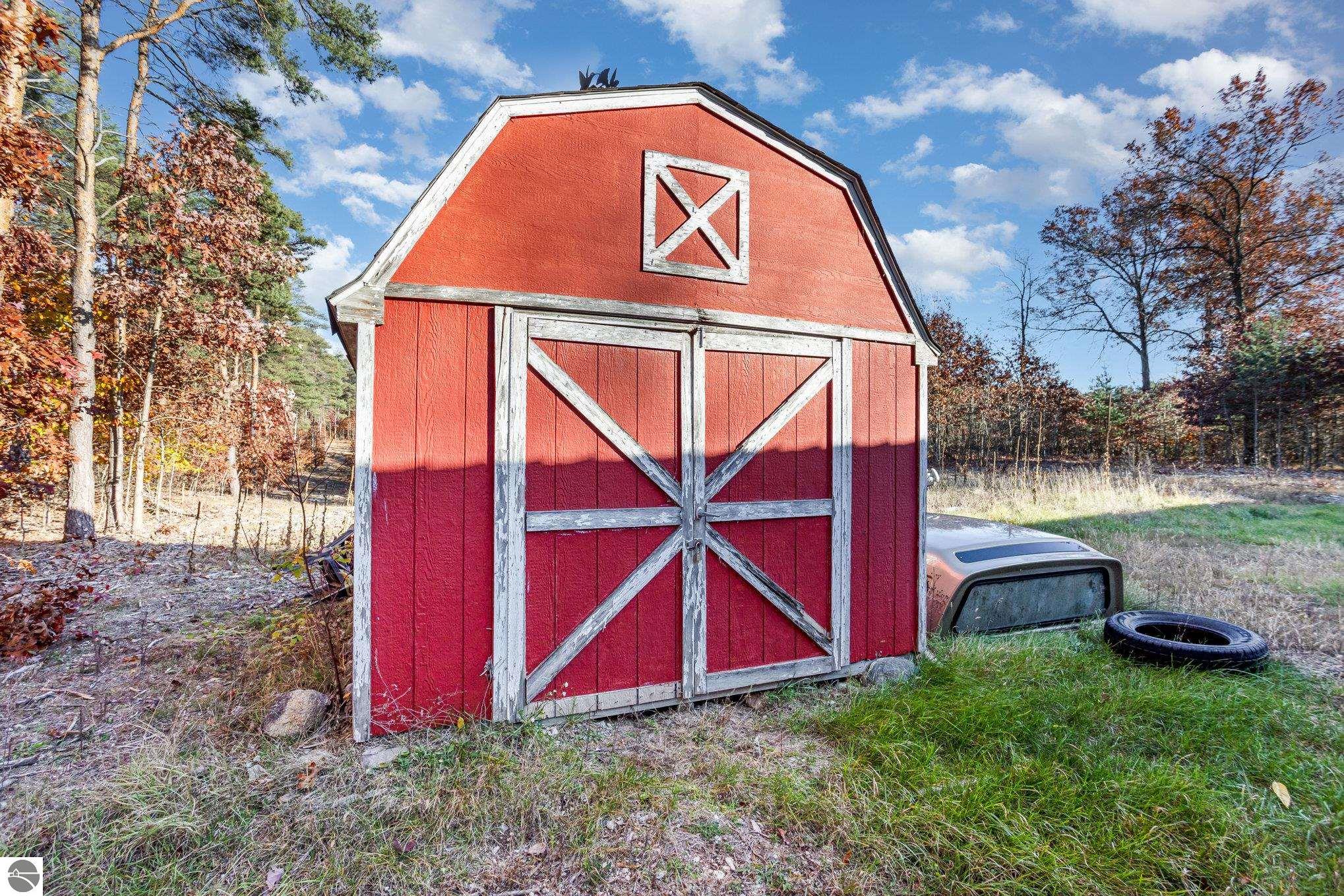 3700 N Brinton Road, Weidman, MI 48893 — Photo 13