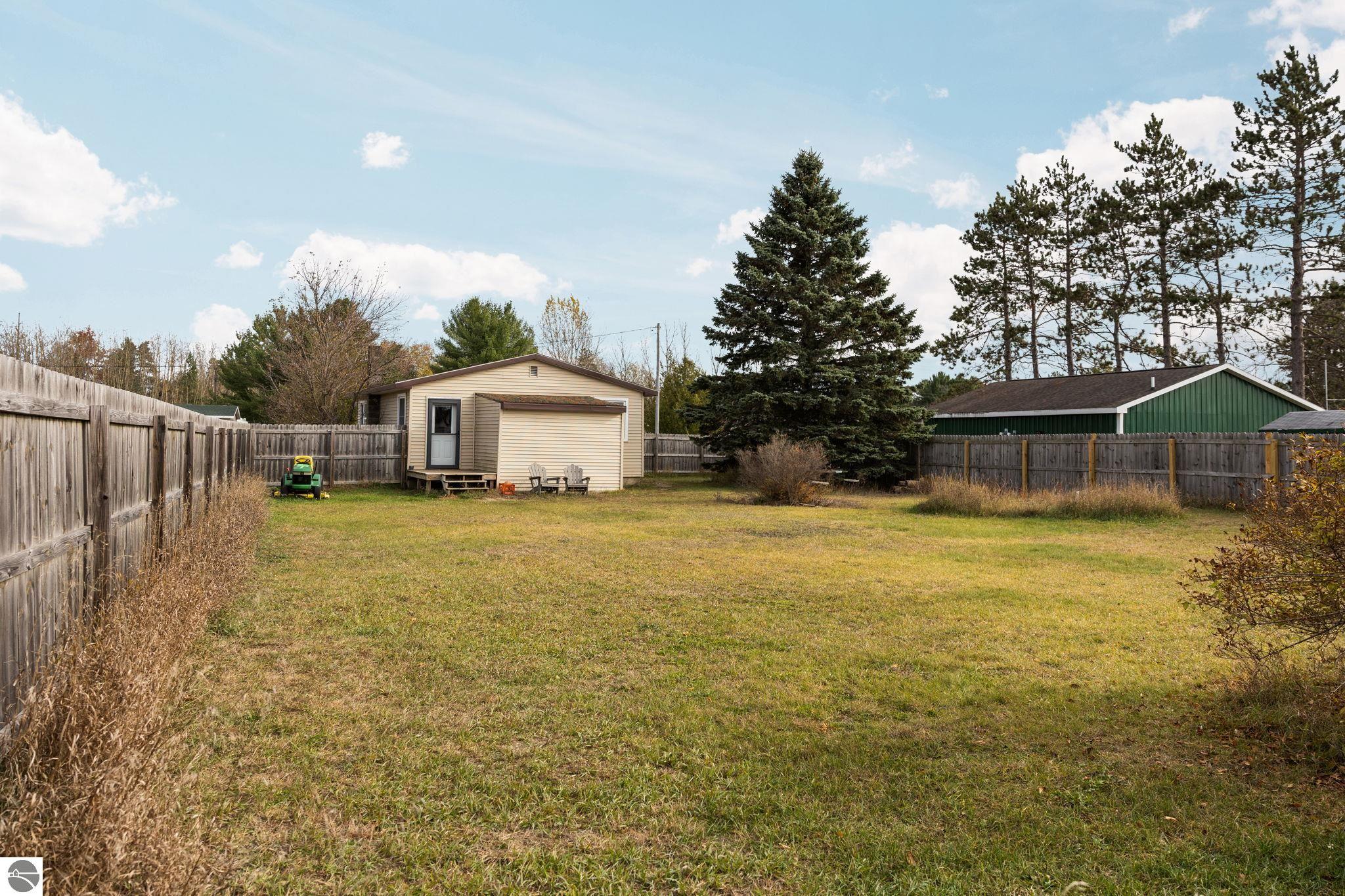 204 S Chestnut Street, Kalkaska, MI 49646 — Photo 21