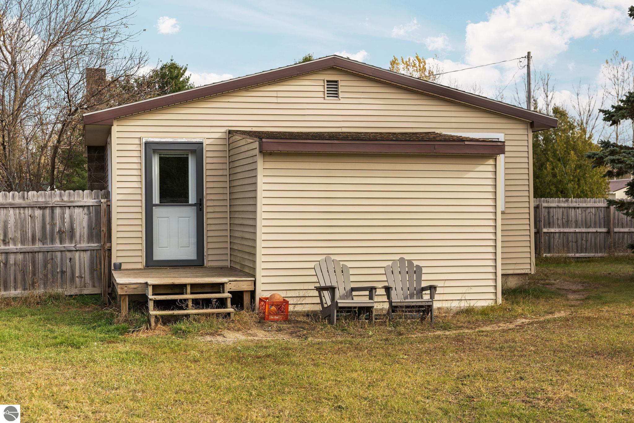 204 S Chestnut Street, Kalkaska, MI 49646 — Photo 22