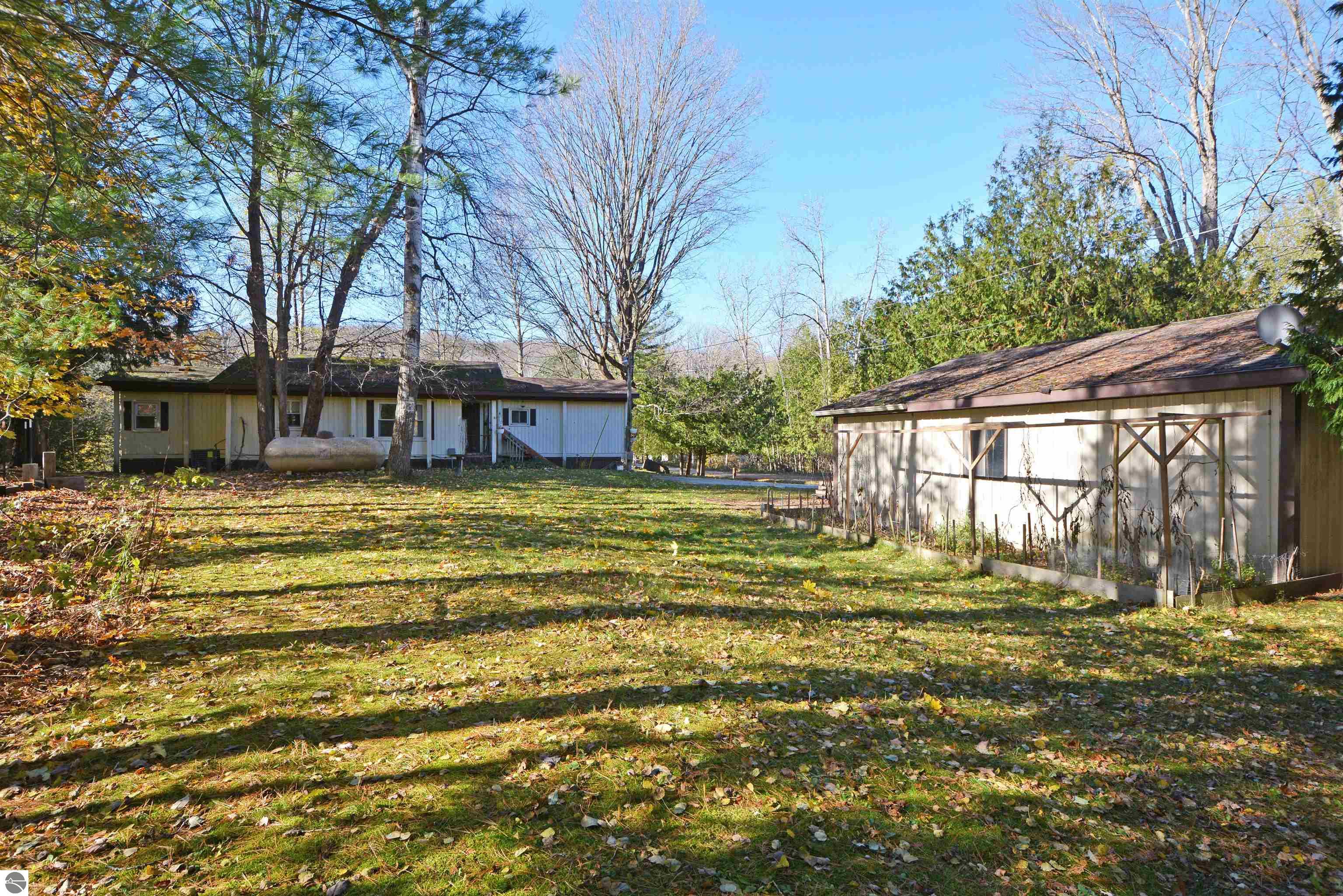 13477 Jean Lane, Beulah, MI 49617 — Photo 9