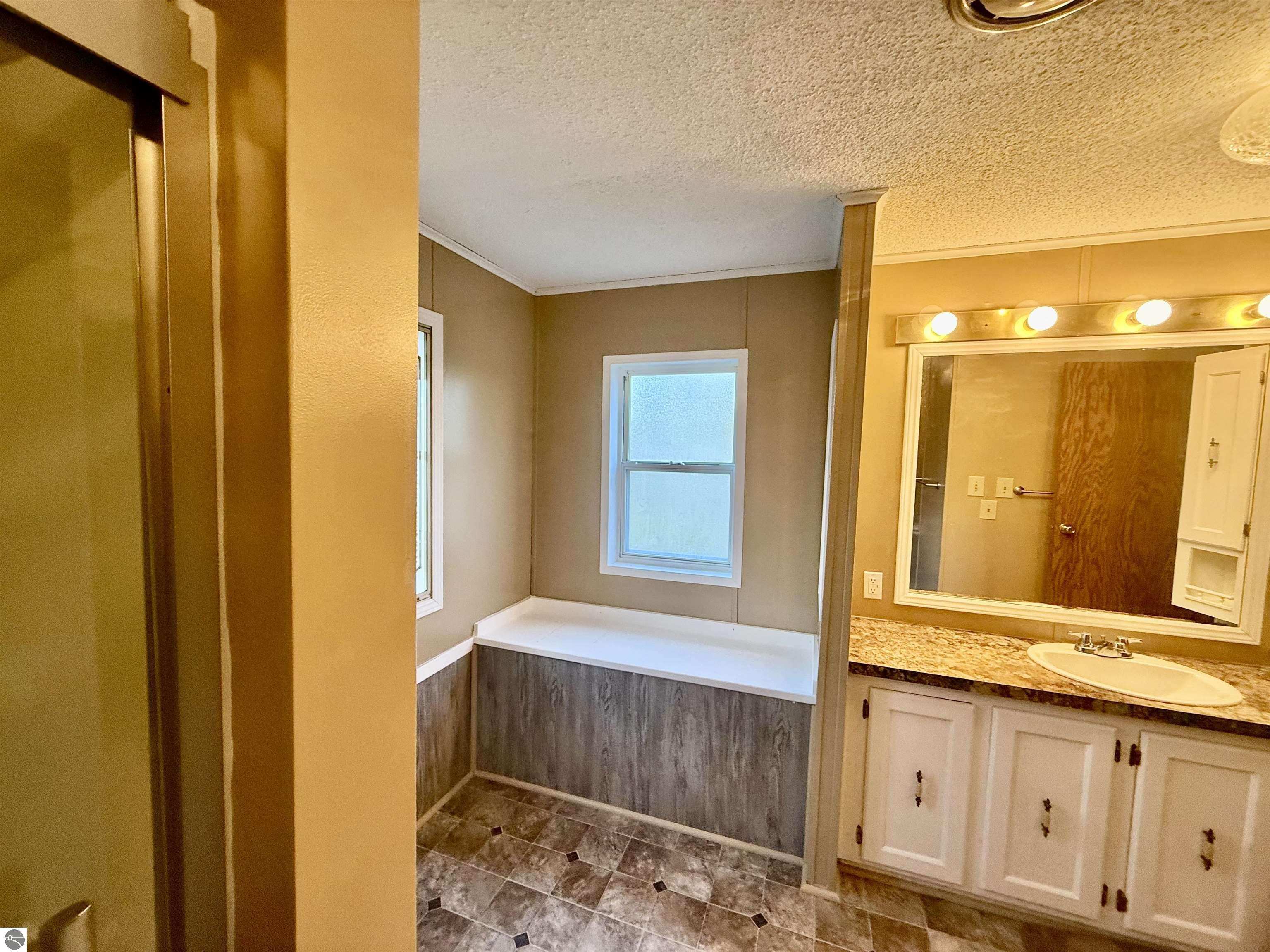 23 Meadow Lane, Ithaca, MI 48847 — Photo 26