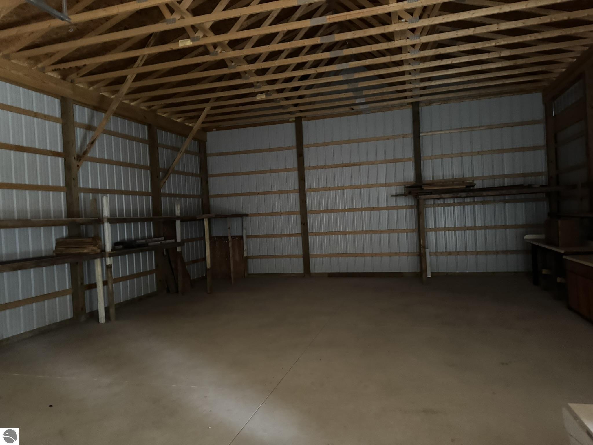 4975 E Clarabella Road, Clare, MI 48617 — Photo 9