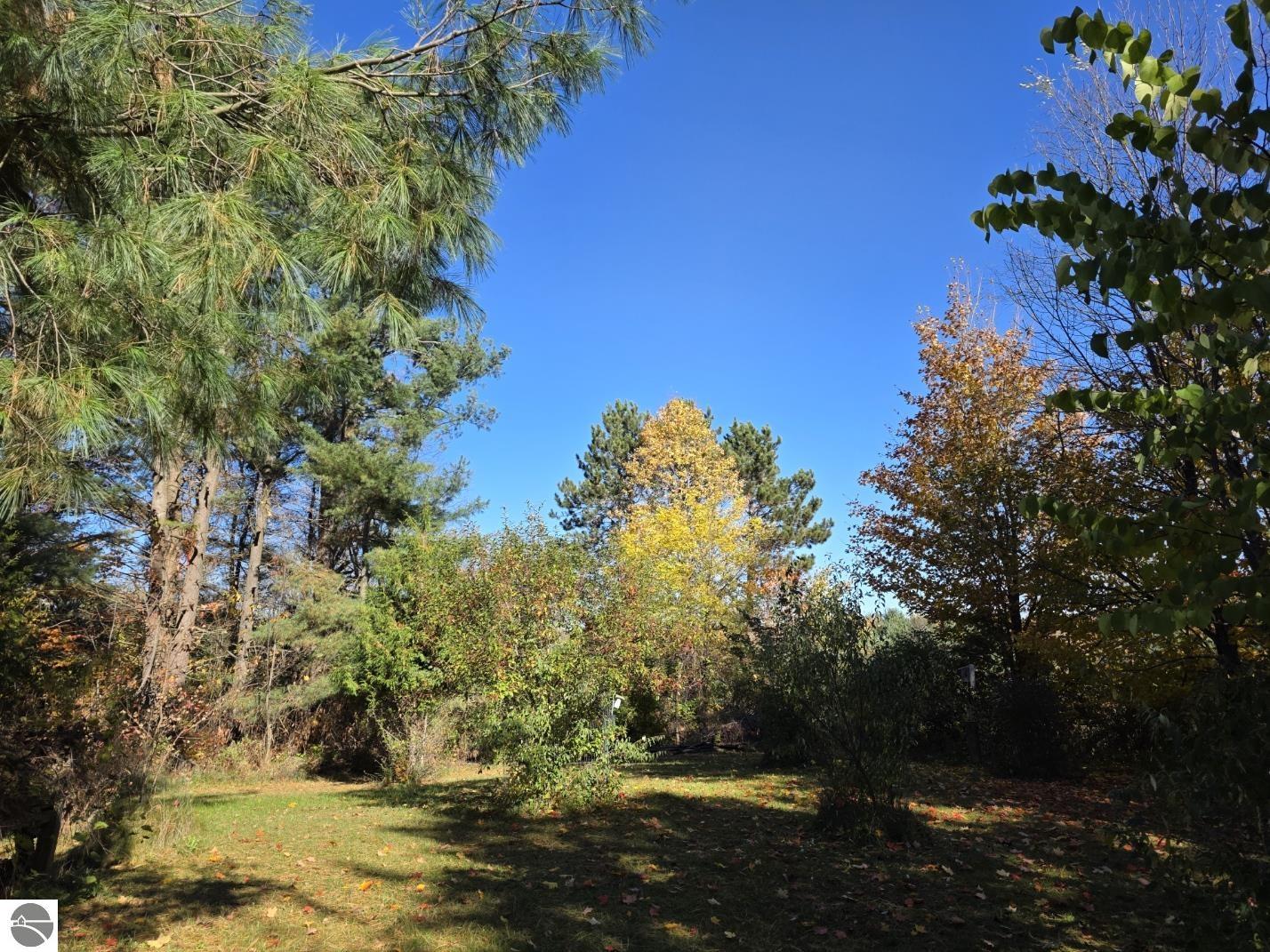 6132 Bunker Hill Road, Central Lake, MI 49622 — Photo 17