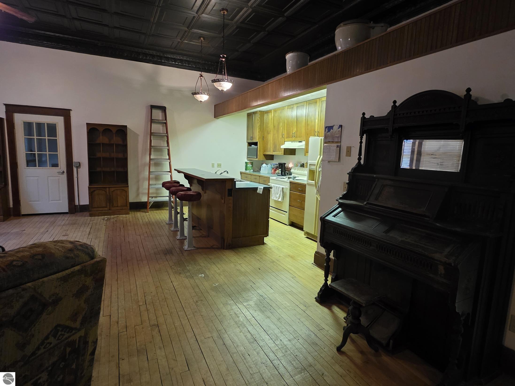 6132 Bunker Hill Road, Central Lake, MI 49622 — Photo 5