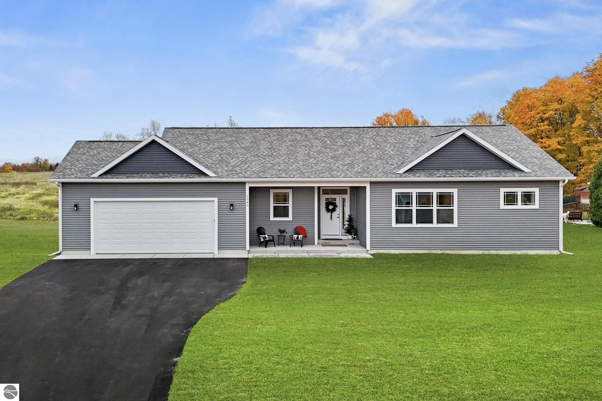 1546 Oban Way, Traverse City, MI 49696