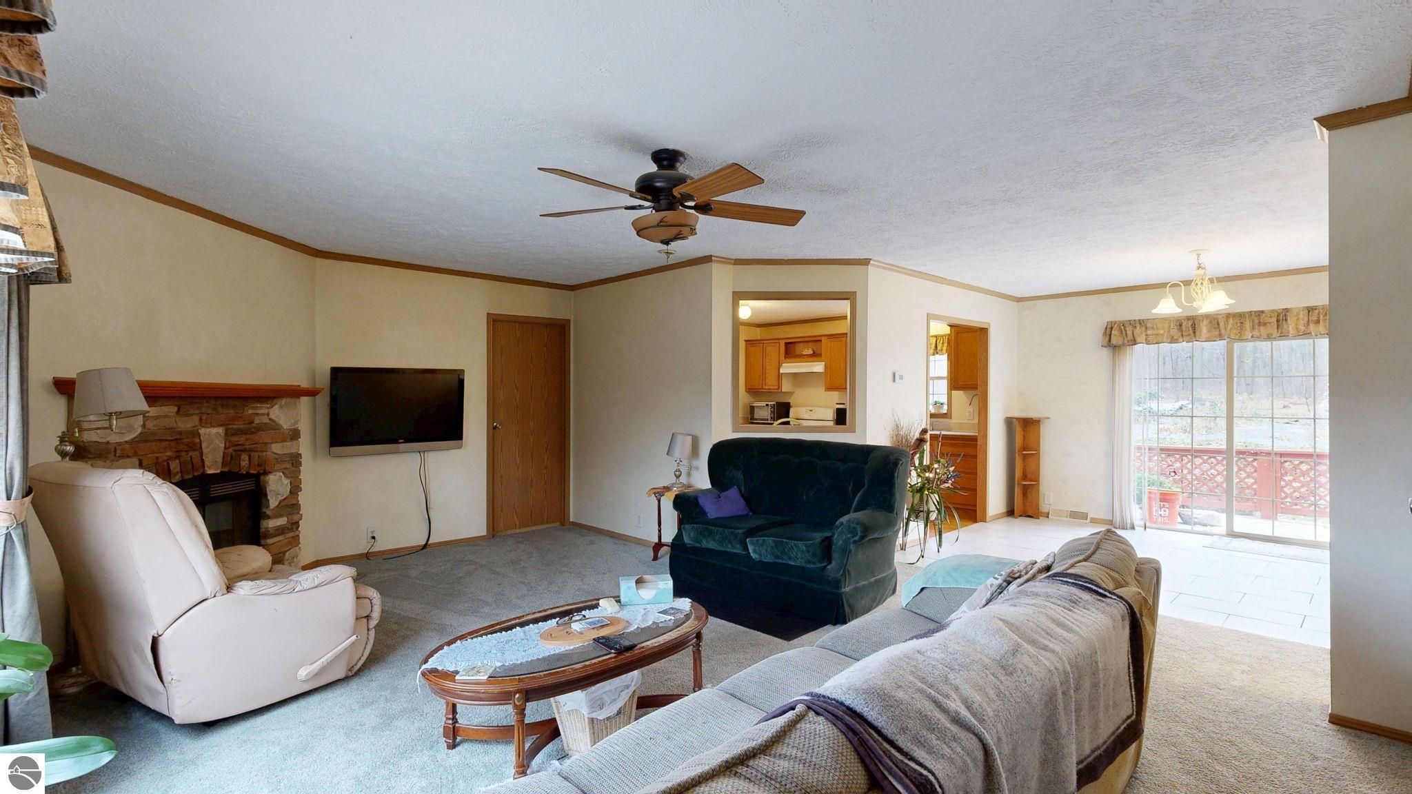 6524 E Edgar Road, Vestaburg, MI 48891 — Photo 2