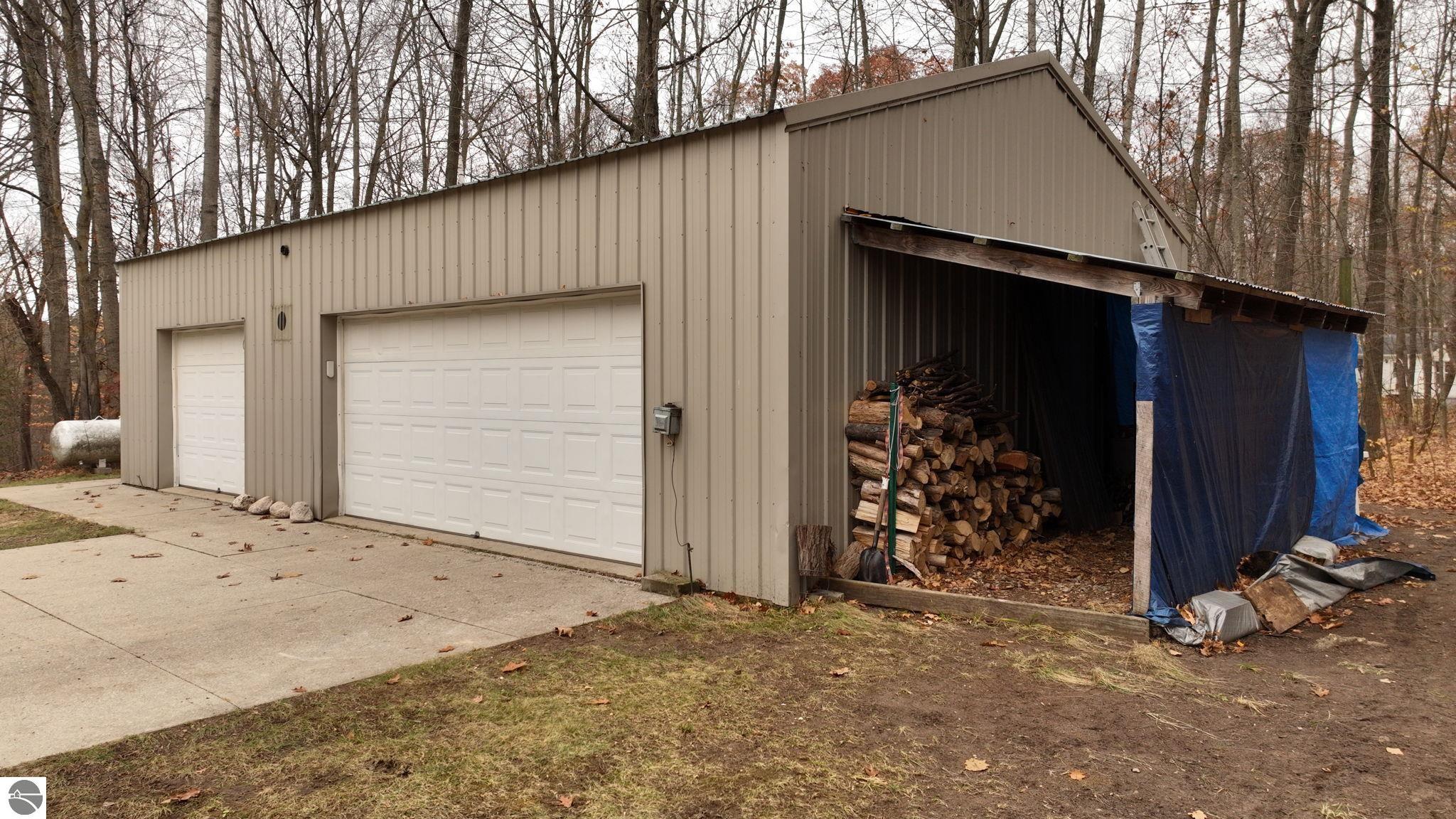 6524 E Edgar Road, Vestaburg, MI 48891 — Photo 36