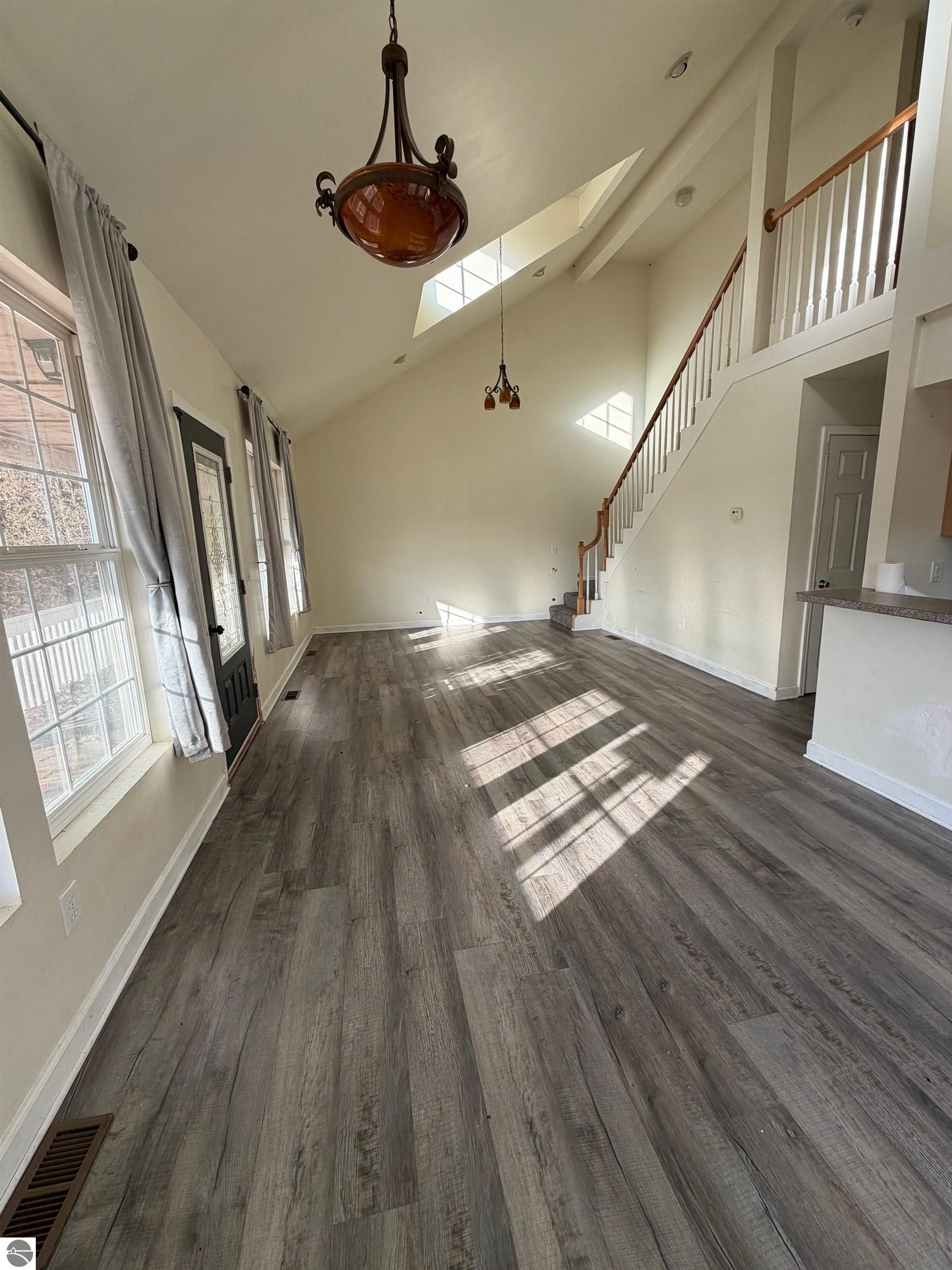 1040 Cordoba, Lake Isabella, MI 48893 — Photo 3
